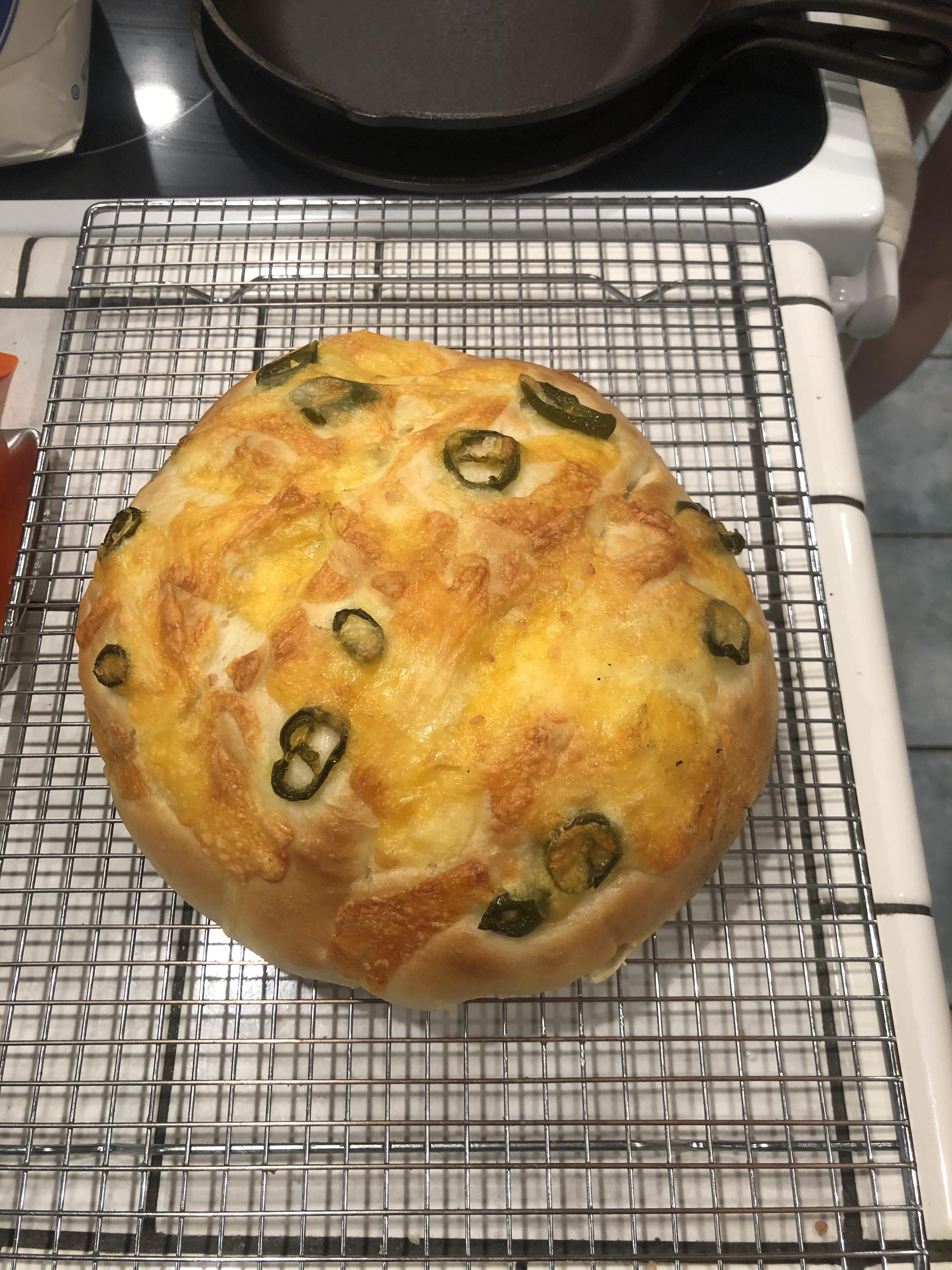 First ever attempt at a loaf. Made this in my Lodge 10 inch skillet