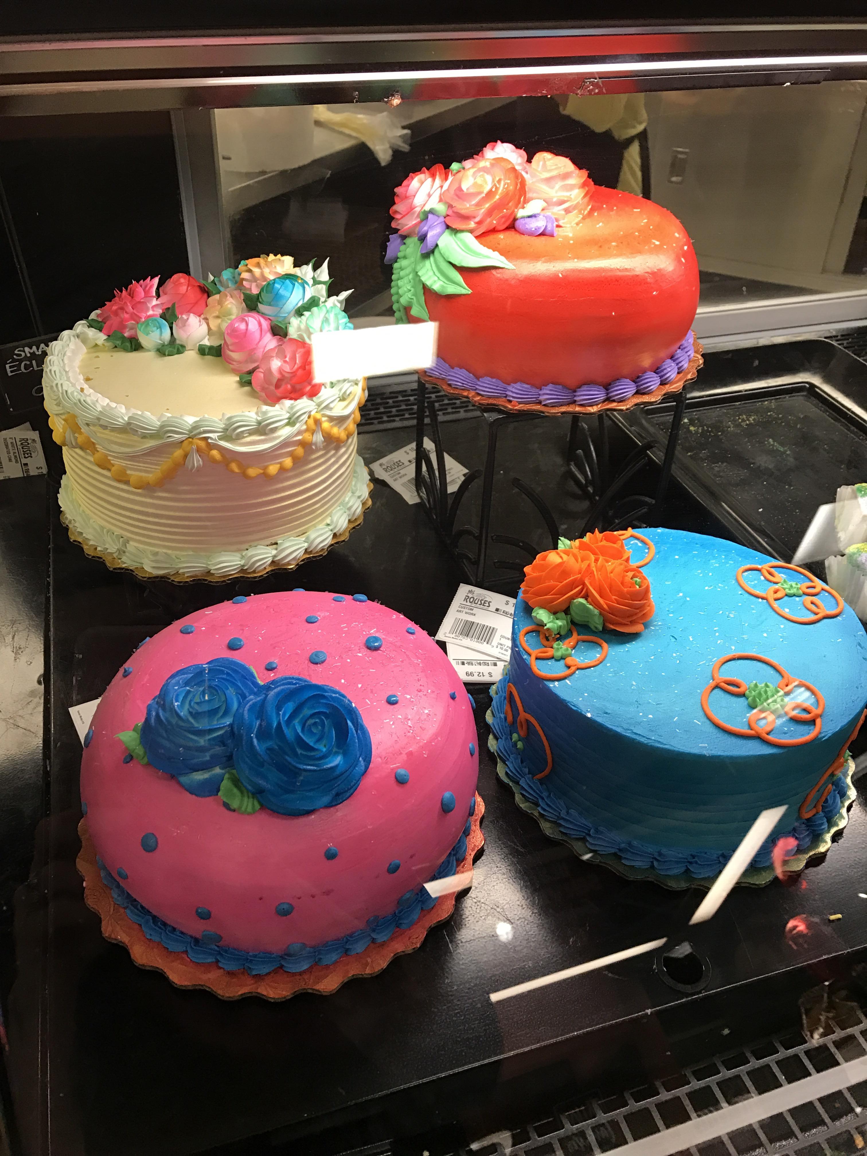 A few buttercream cakes I made at work r/CAKEWIN