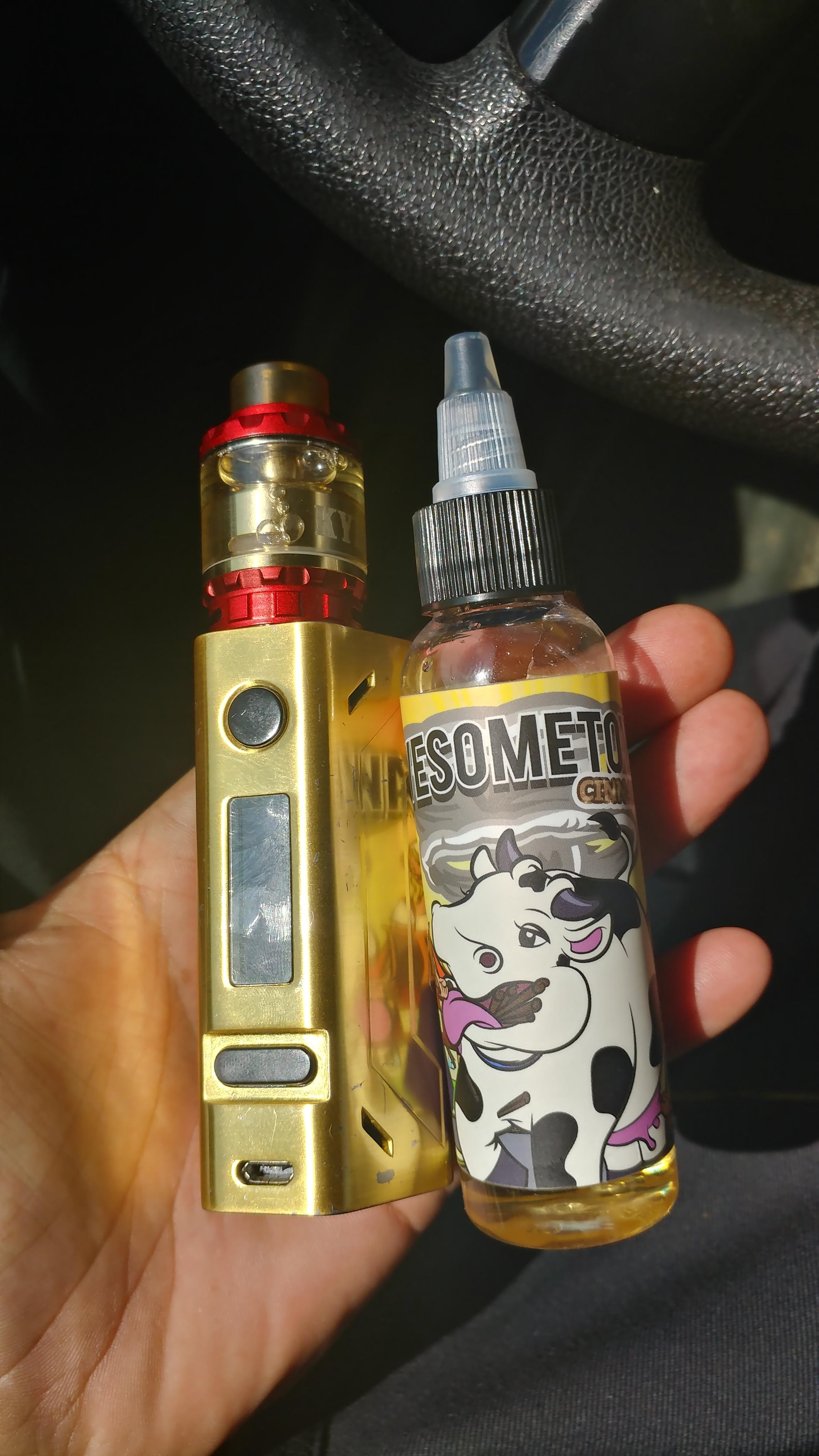 Kylin Rta on top of the Battlestar.. vaping on Awesometown Cinnamilk by