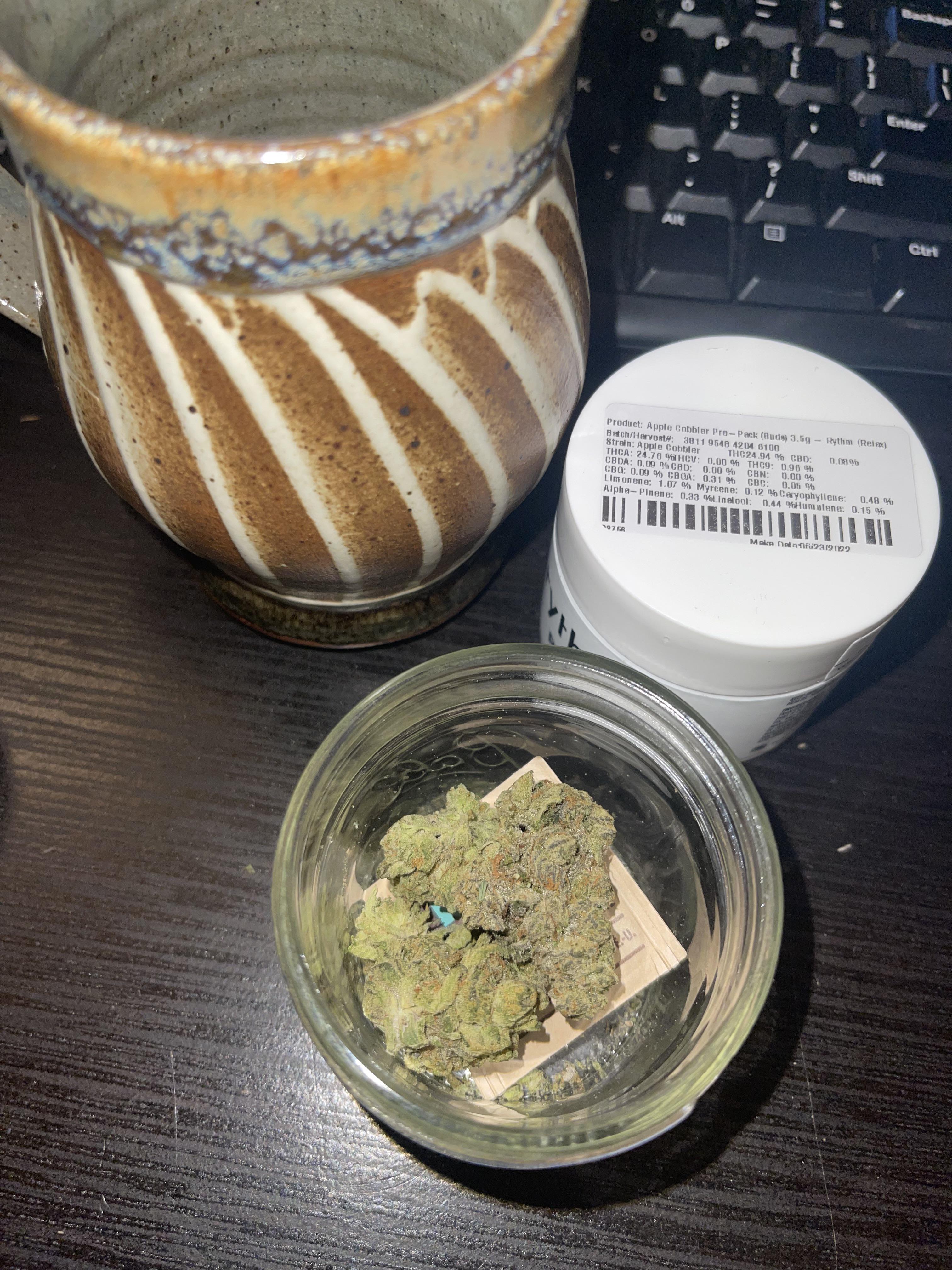 Apple Cobbler and coffee! Love this strain by Rise, one of the many