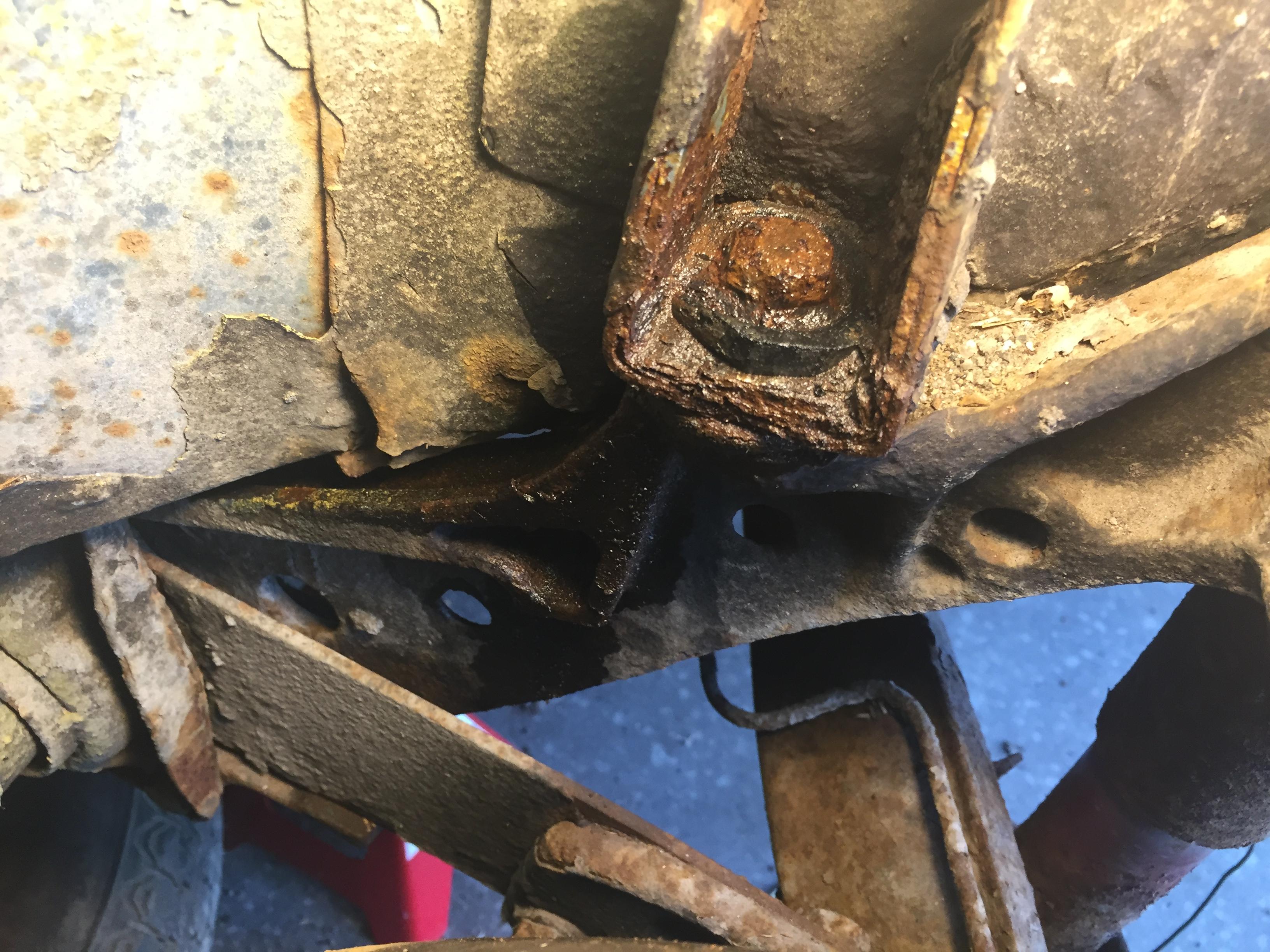 Rusted bolts (chassis/body at rear wheels). Best removal option? r/beetle