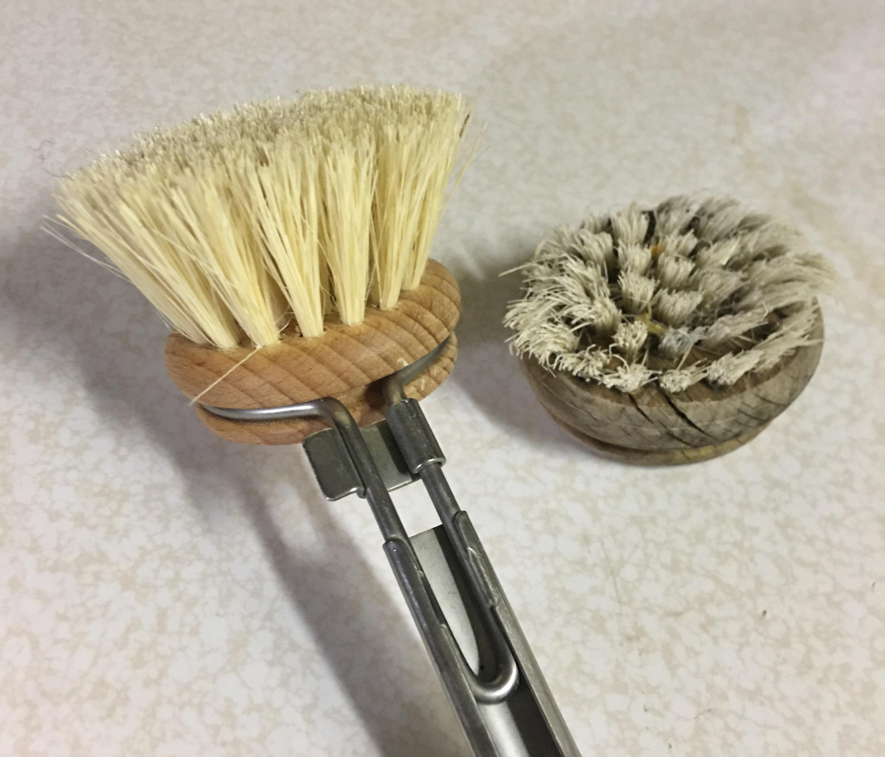Same brush head, old versus brand new r/mildlyinteresting