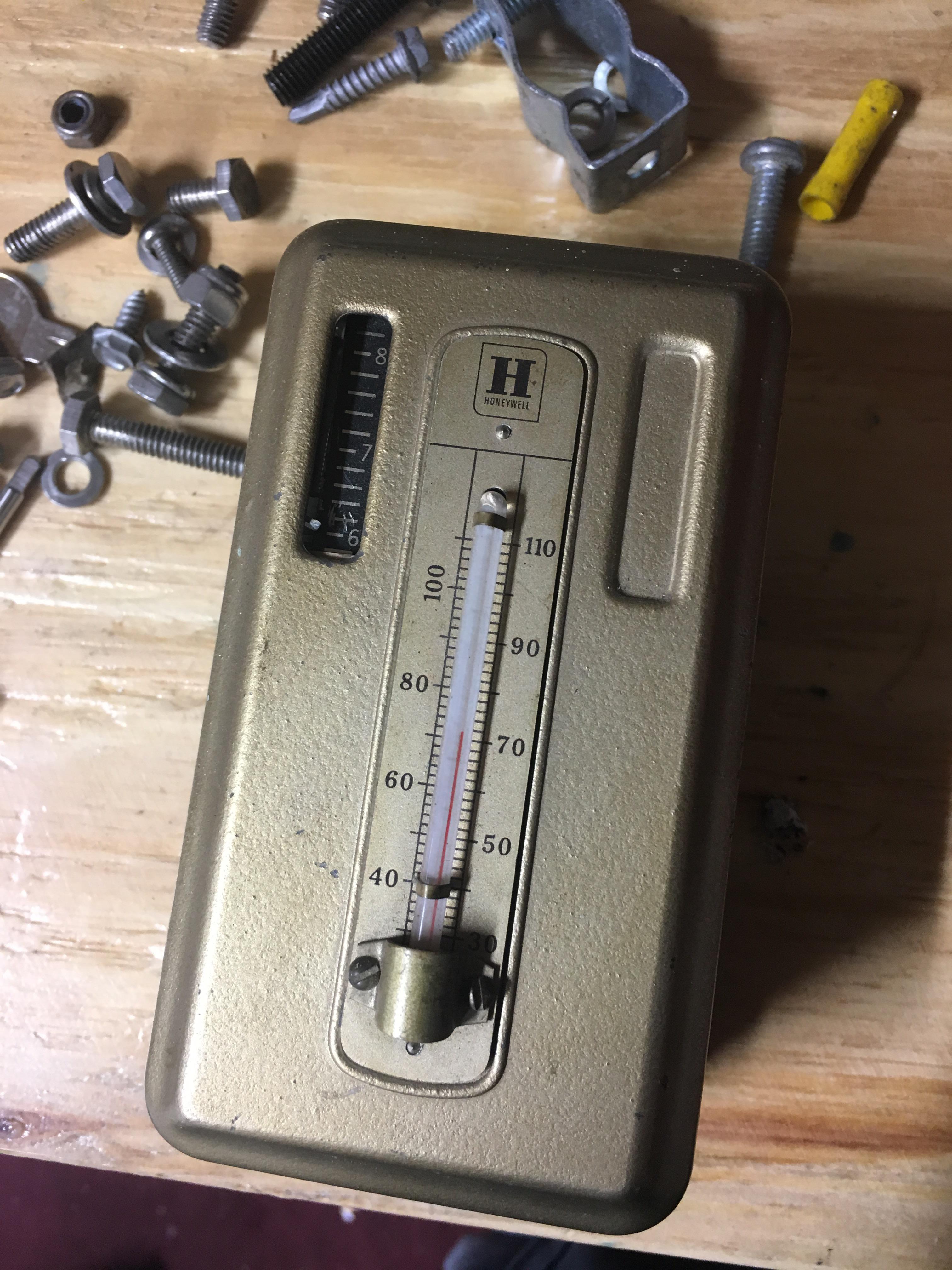 Are we doing old thermostats now? : r/HVAC