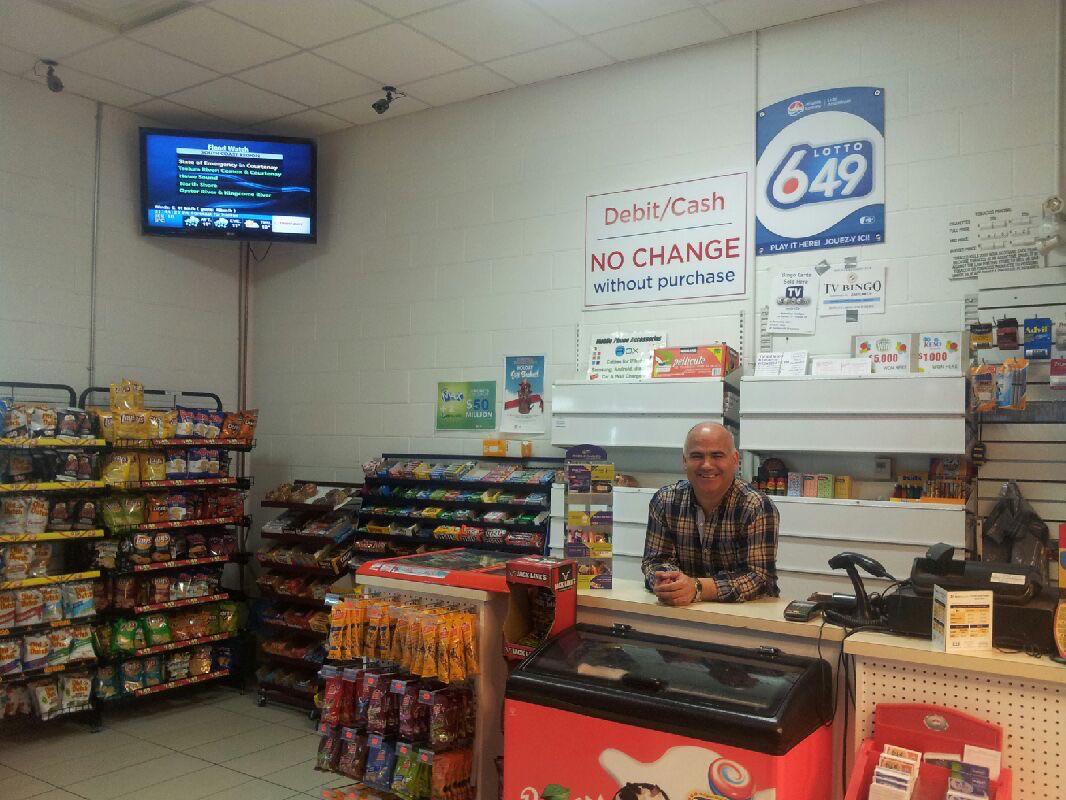 En Route Convenience store in the Bridge Terminal back open for