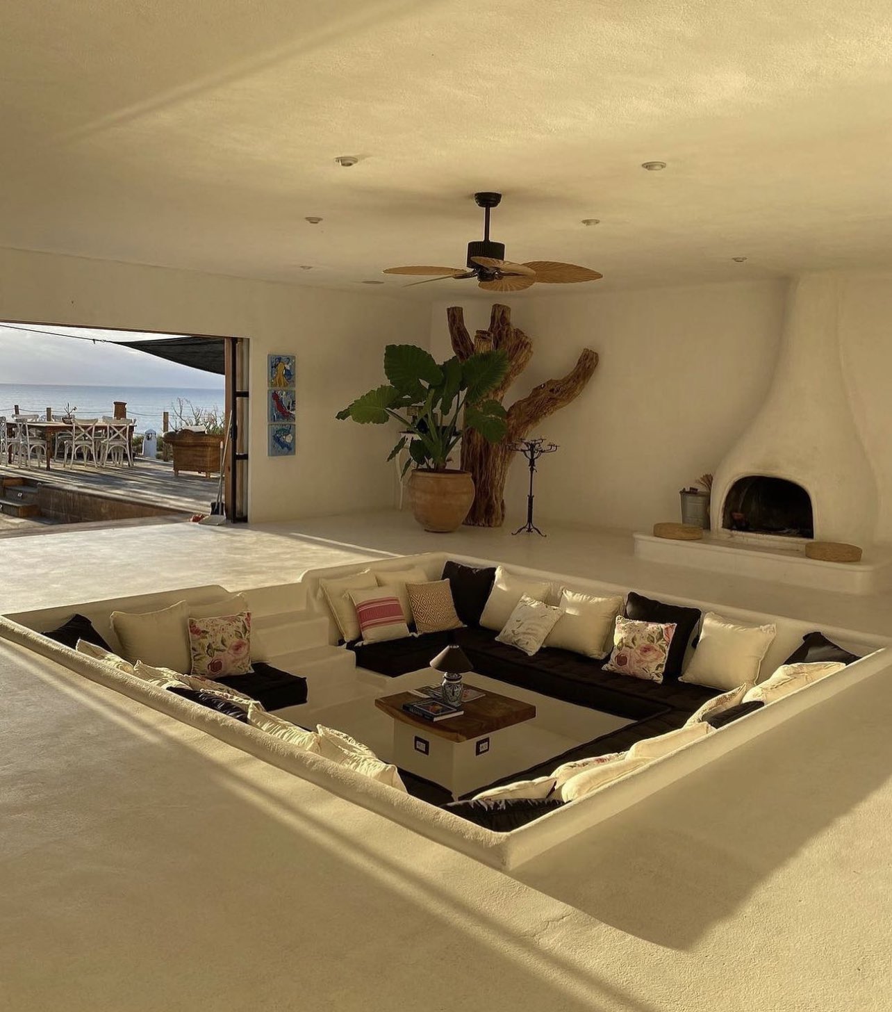 A sunken living room BeAmazed