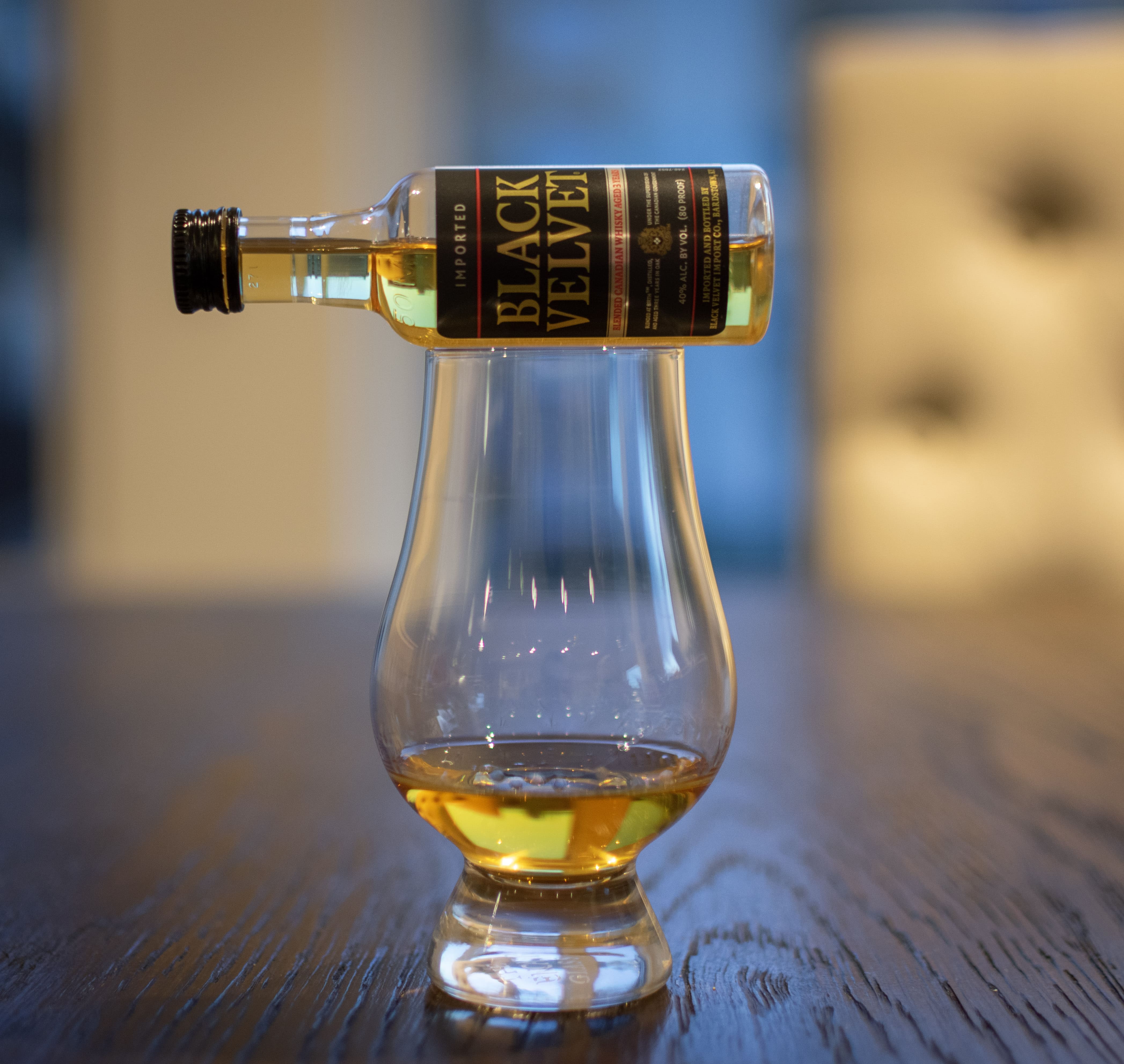 Review 41 Black Velvet Canadian Whisky r/worldwhisky
