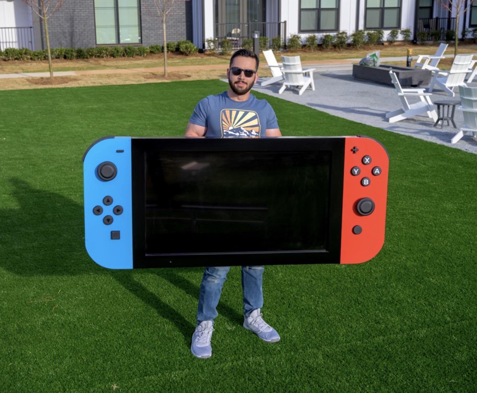 Saiyan Gamer I built a giant (working) Nintendo Switch for Saint Jude