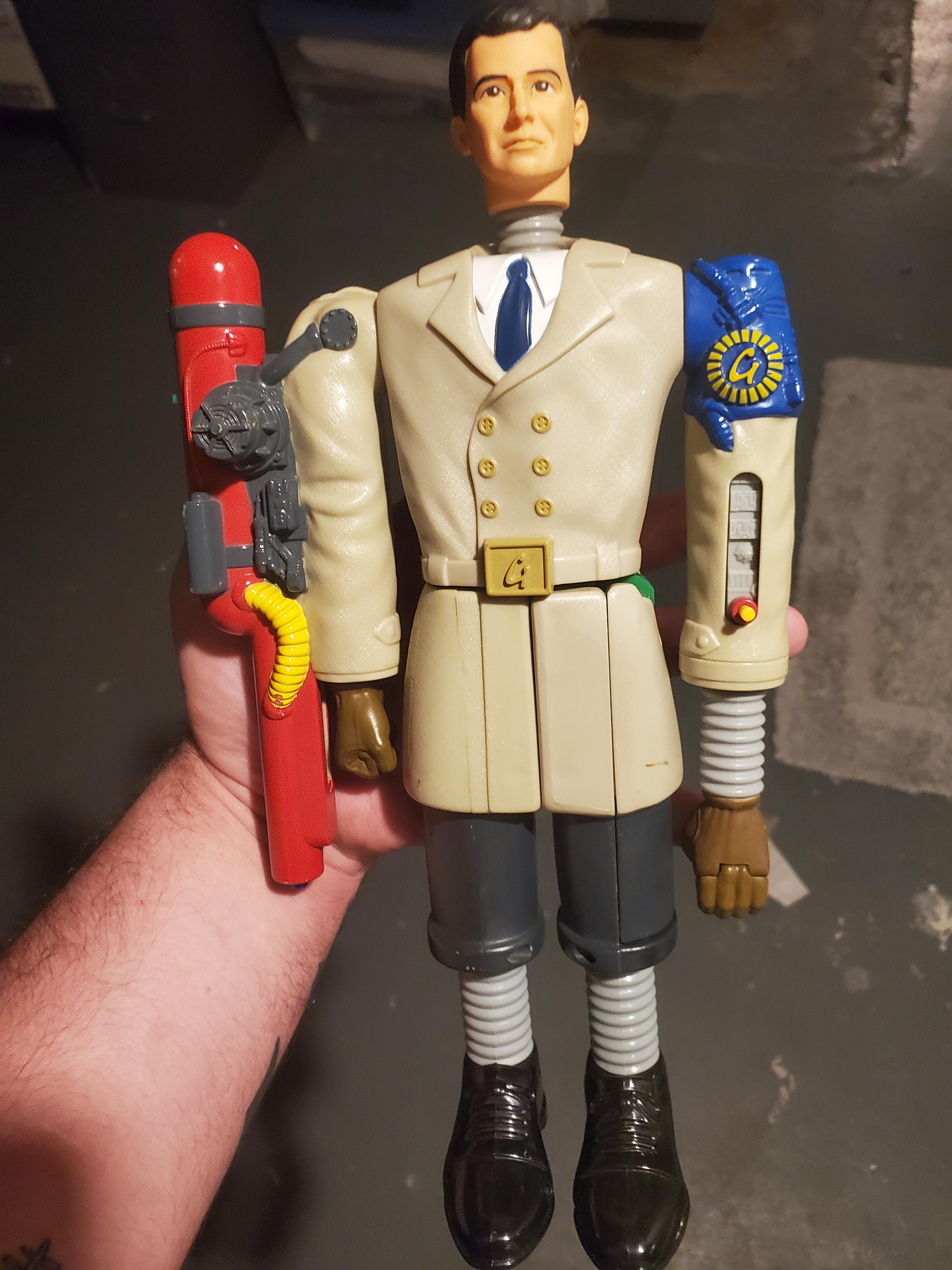 Who remembers this Inspector Gadget toy from after the 1999 movie? r
