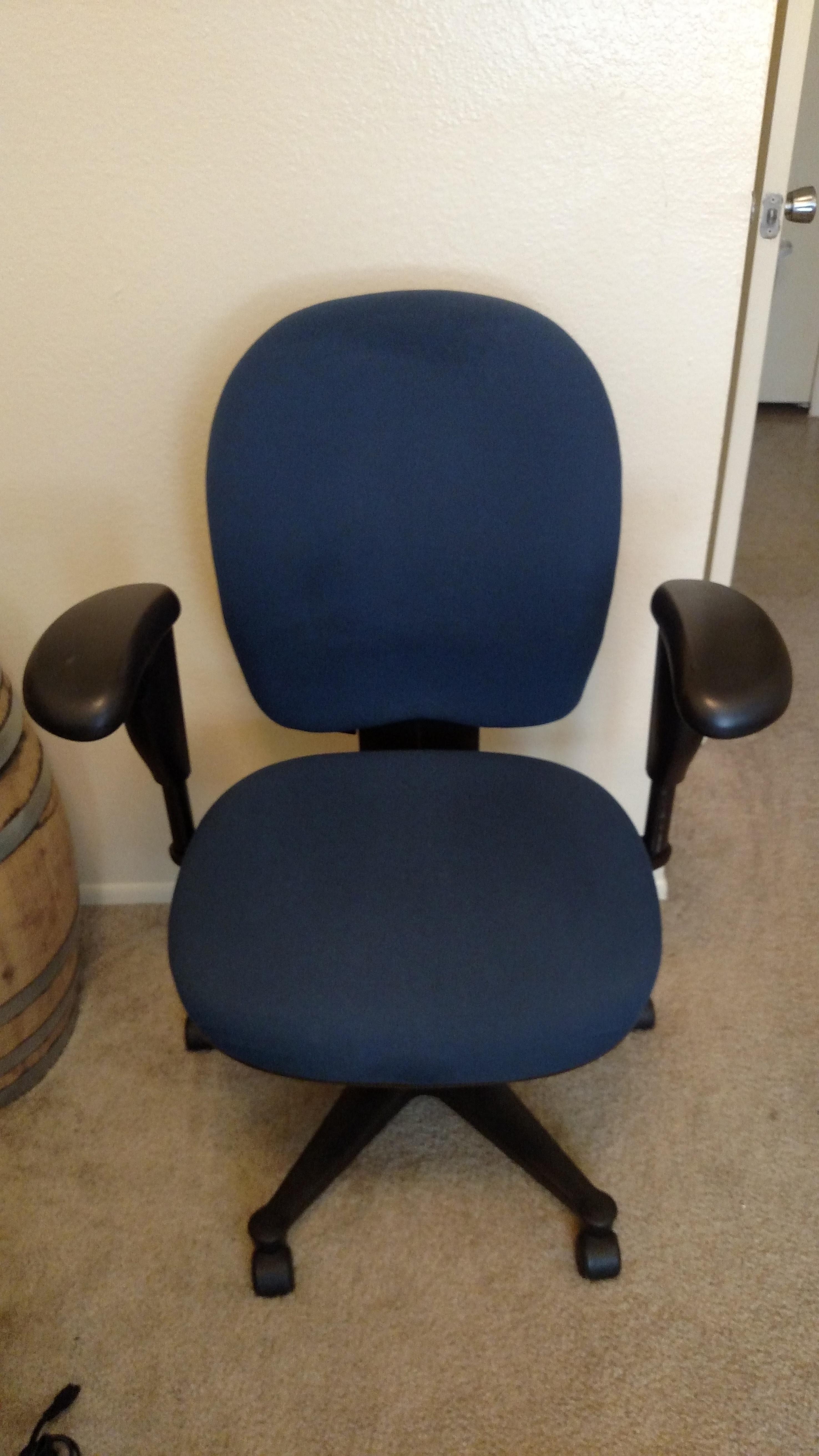 Just snagged a Herman Miller AM121A task chair for 50 bucks off