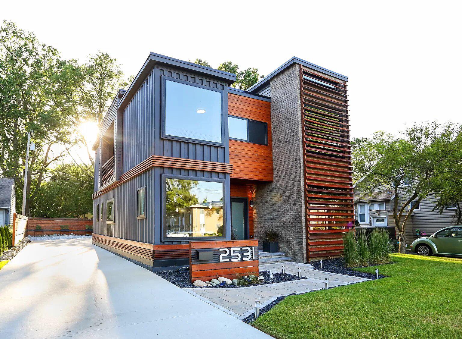 Luxury Shipping Container House, Royal Oak, Michigan r/interestingasfuck