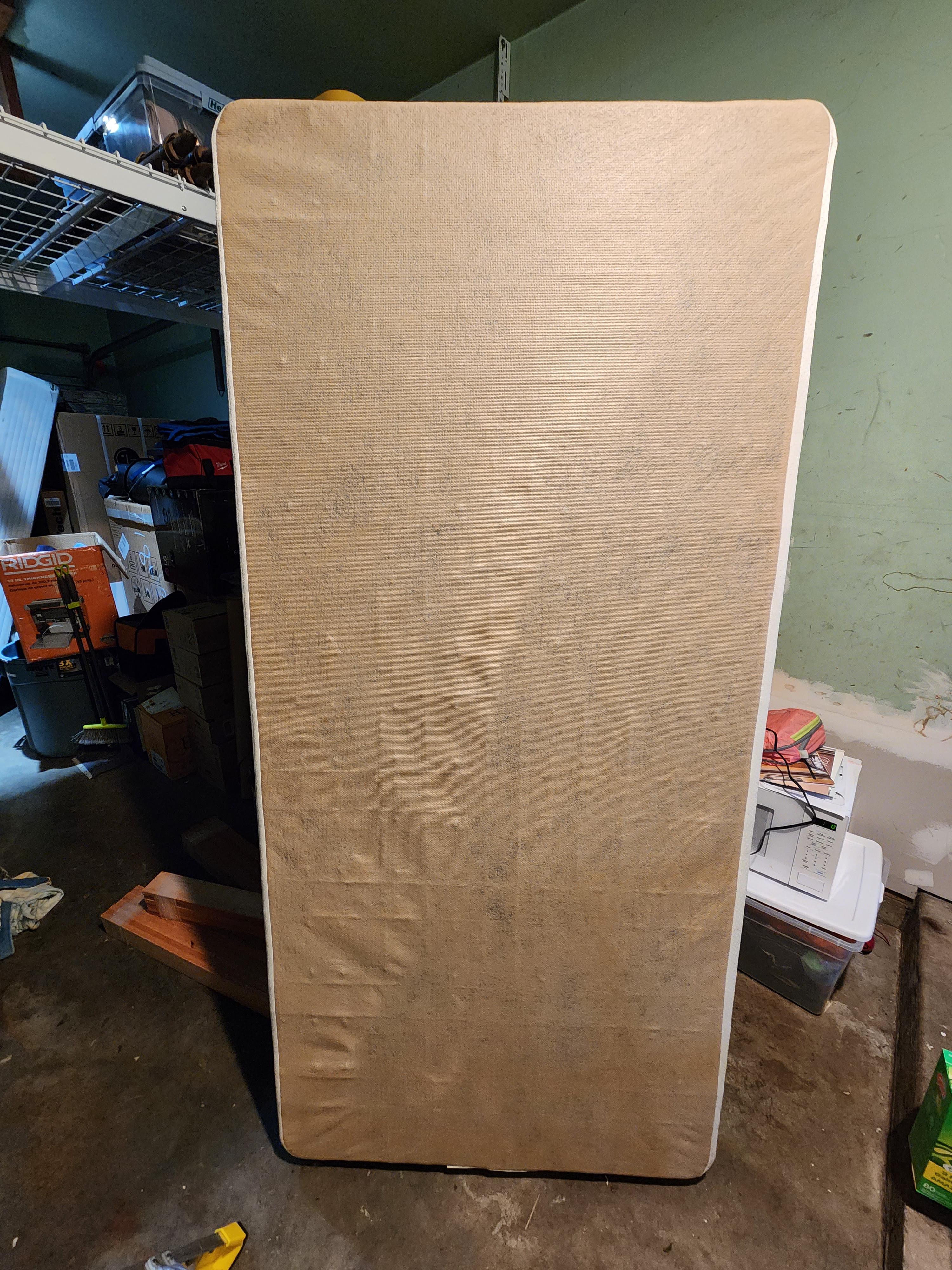 Two twin box springs r/PDXBuyNothing