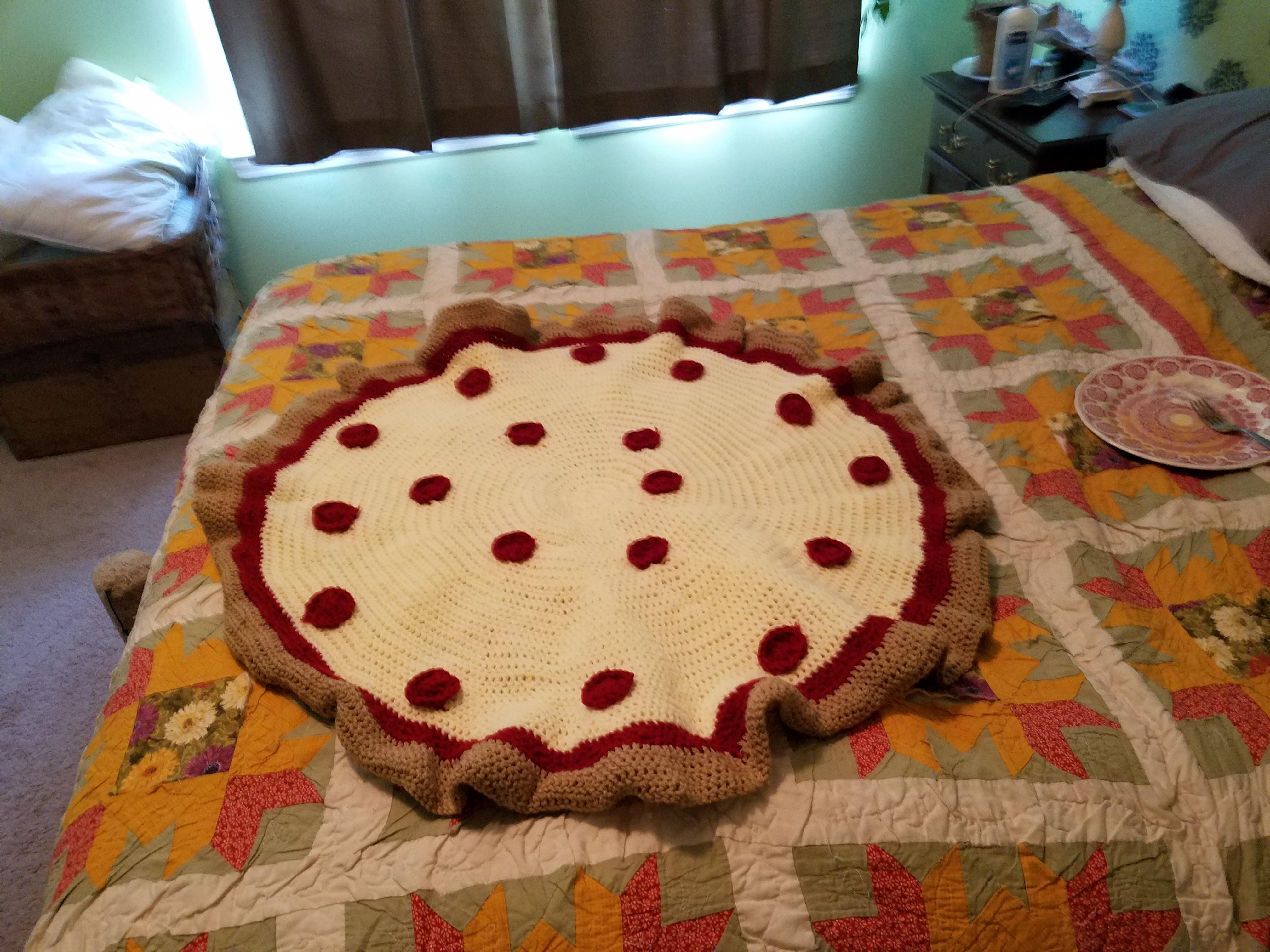 Pizza lap blanket! r/crochet