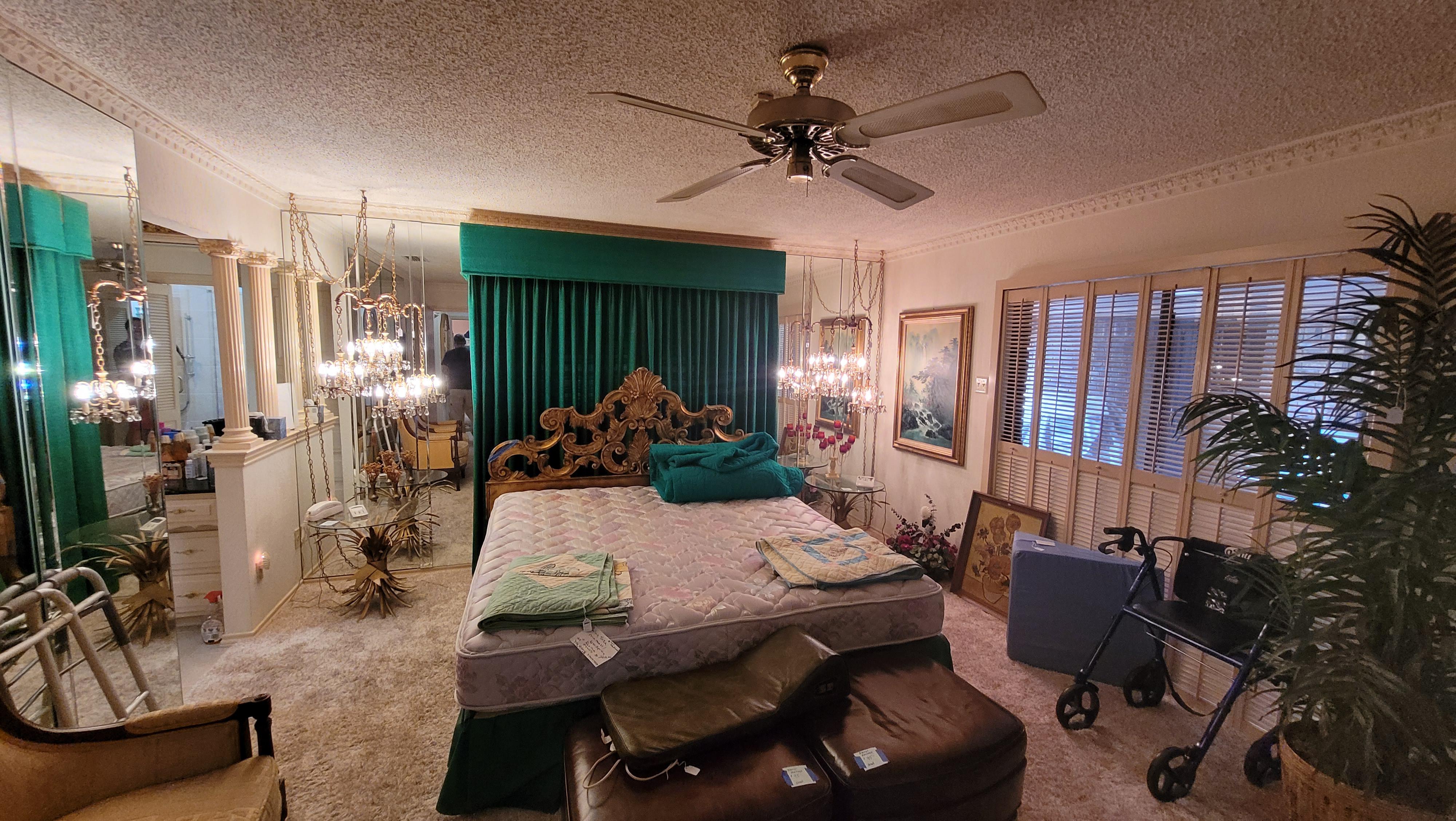 Dallas estate sales be like r/Dallas