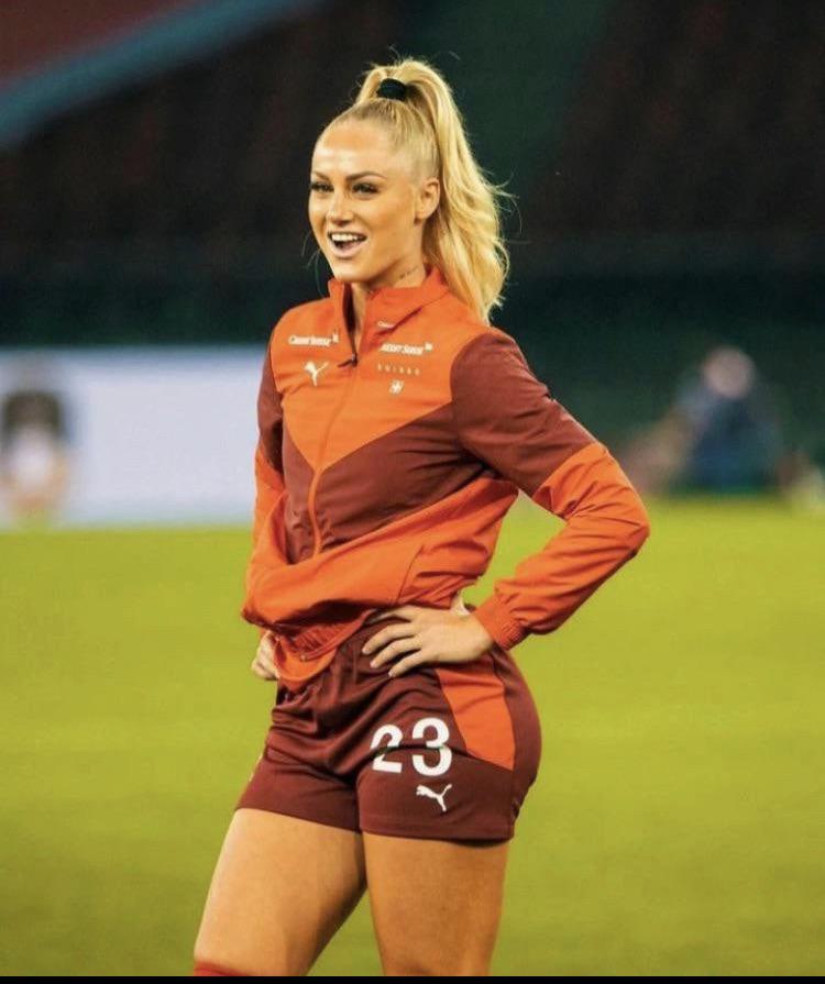 Alisha Lehmann r/HottestFemaleAthletes