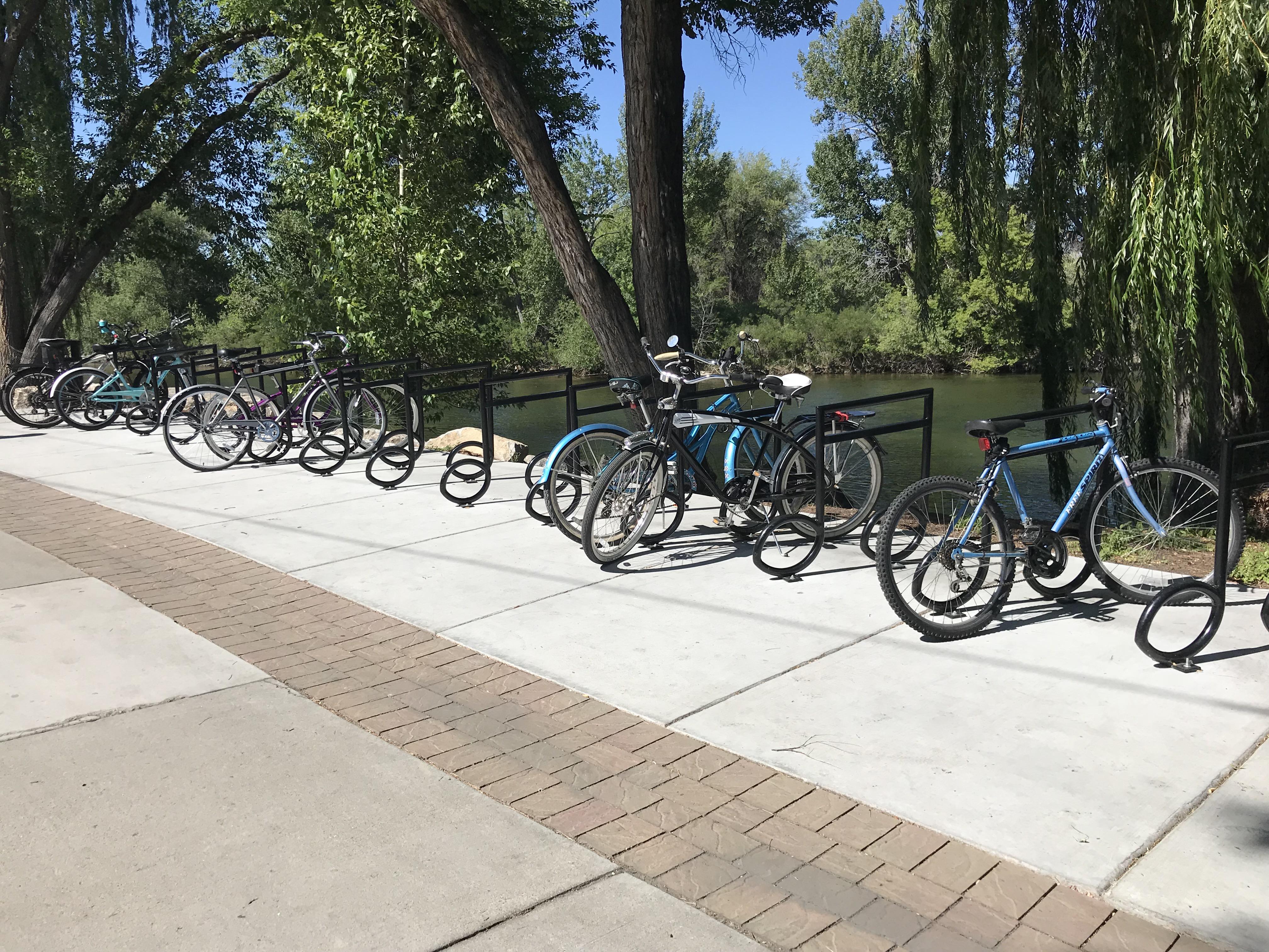 Bike Racks are Musical Notes at Hotel/Music Lounge in Boise Idaho r/DesignPorn