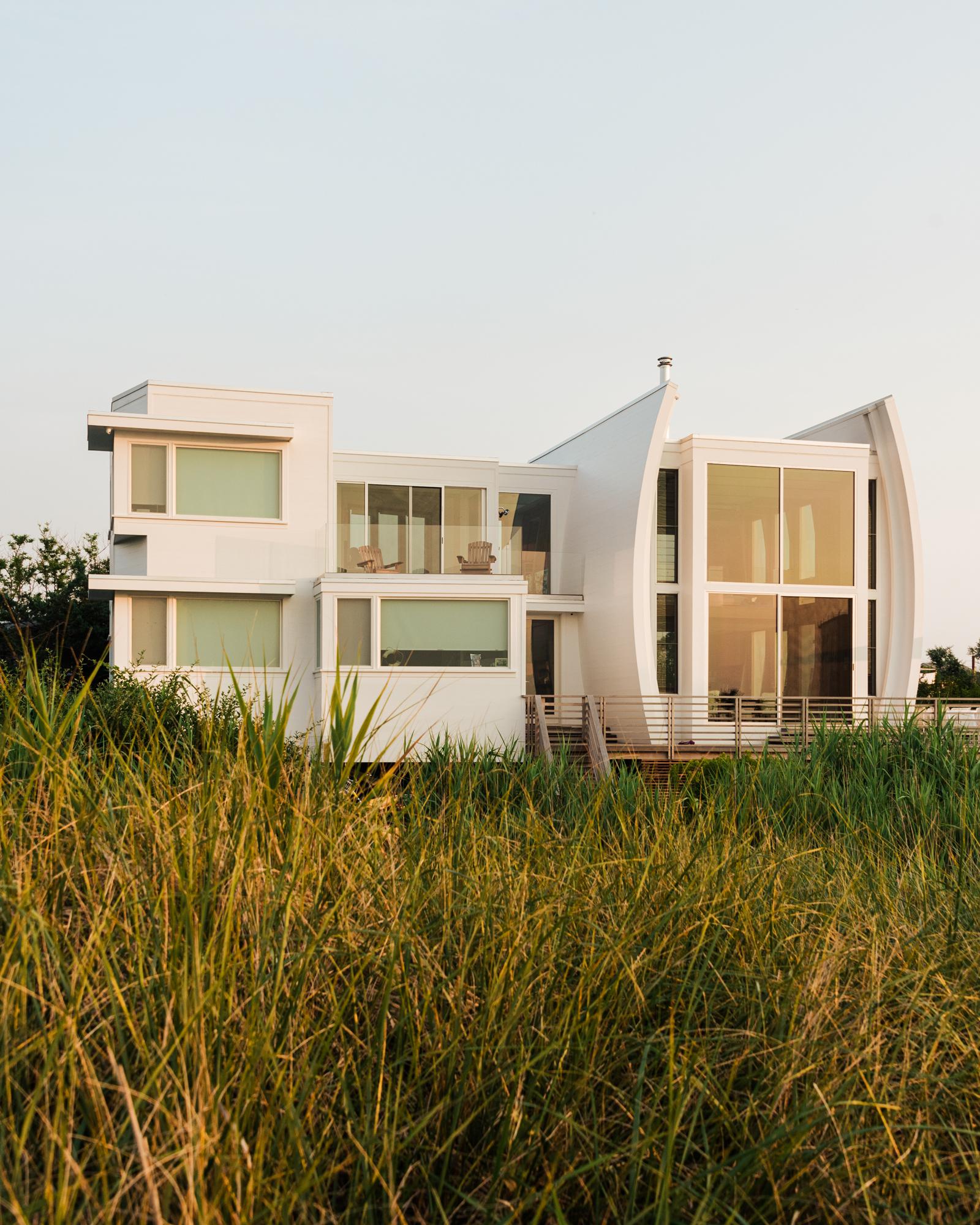 A home on Fire Island, New York. [OC] r/ArchitecturePorn