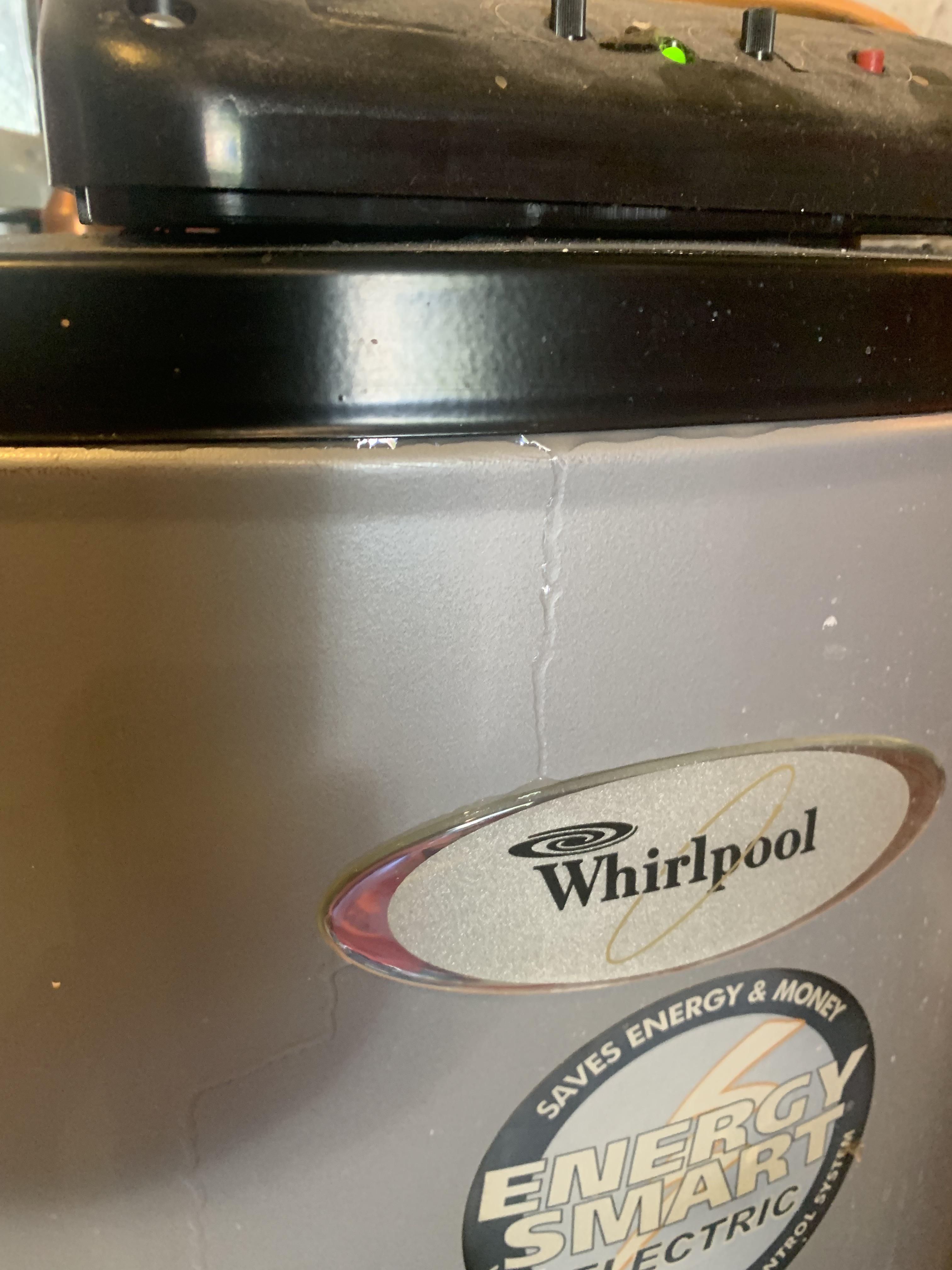 Water heater leak : r/Plumbing