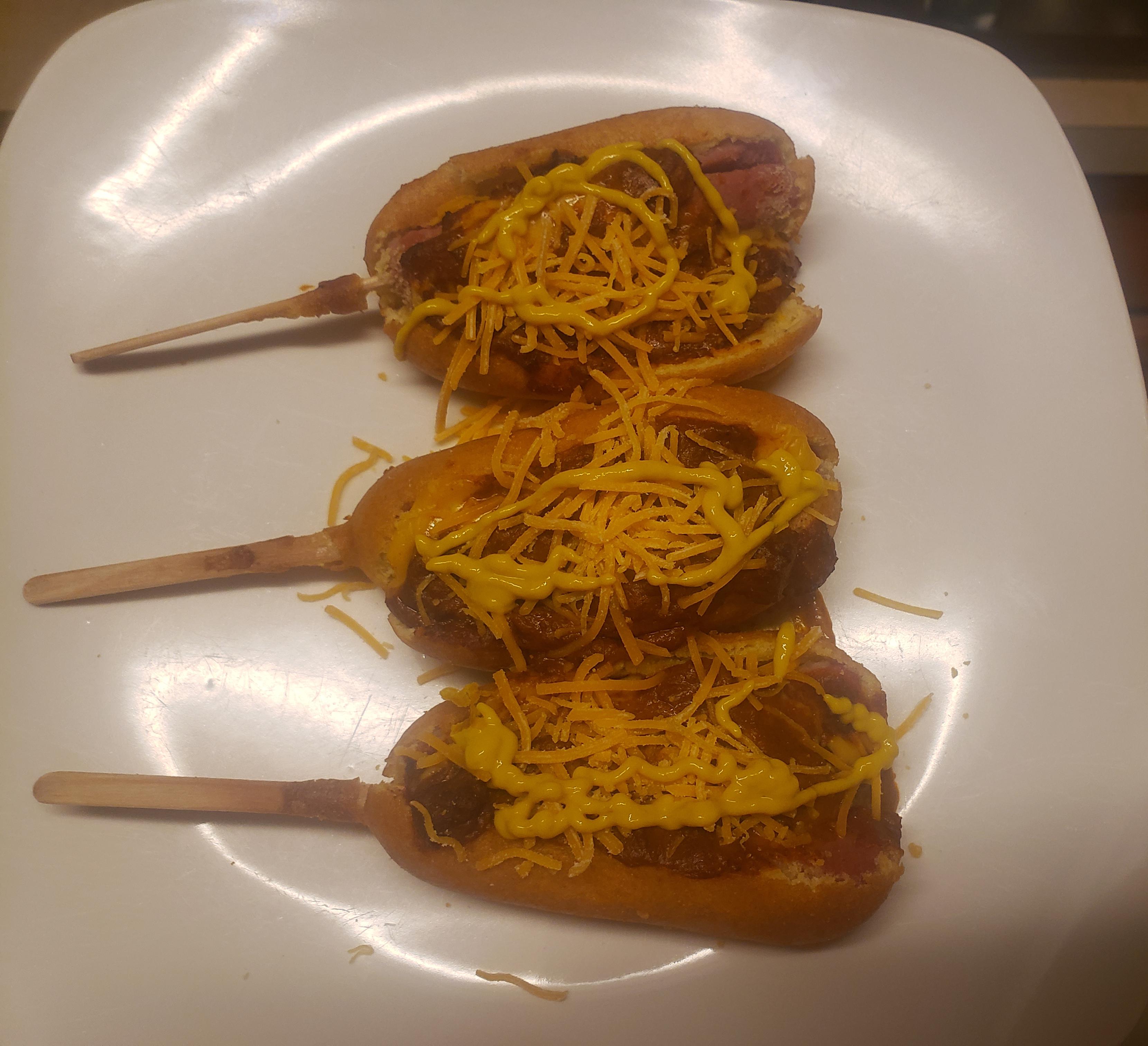 I tried the chili cheese corn dogs that keep getting reposted. 5/7