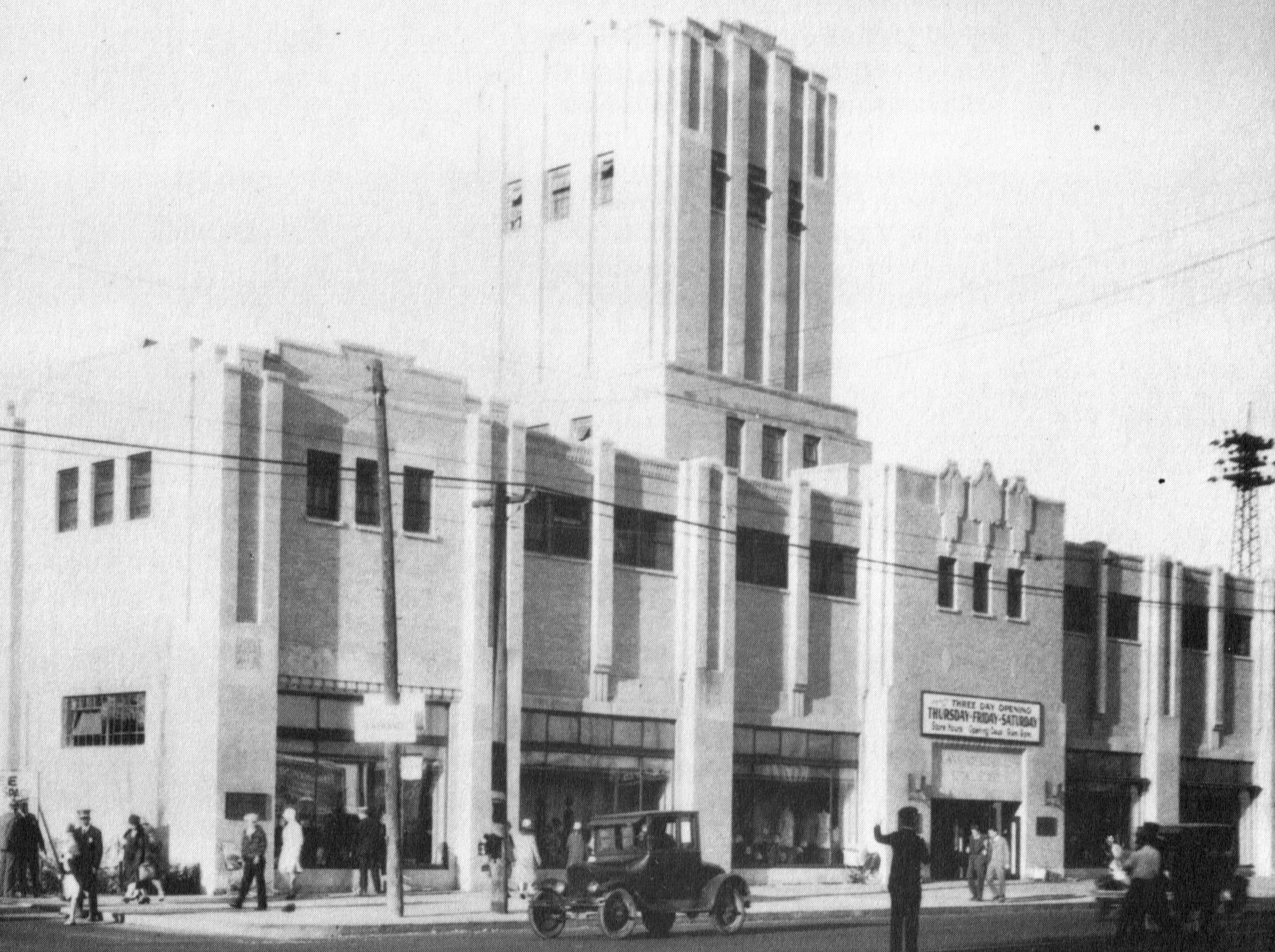 Opening Day Sears and Roebuck Detroit Michigan 1930 r/Detroit