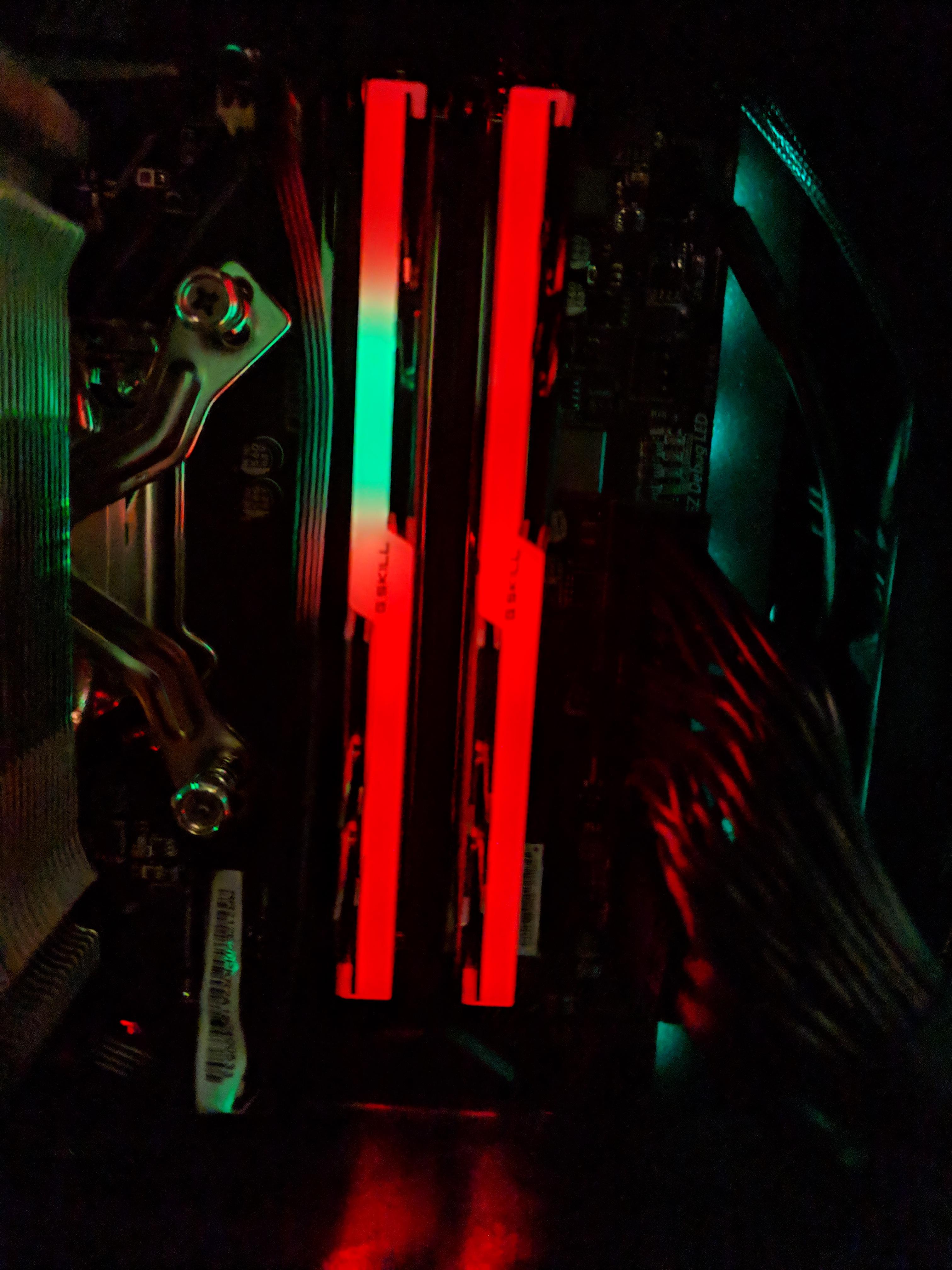 My RGB ram is malfunctioning. The left stick flickers green randomly. I