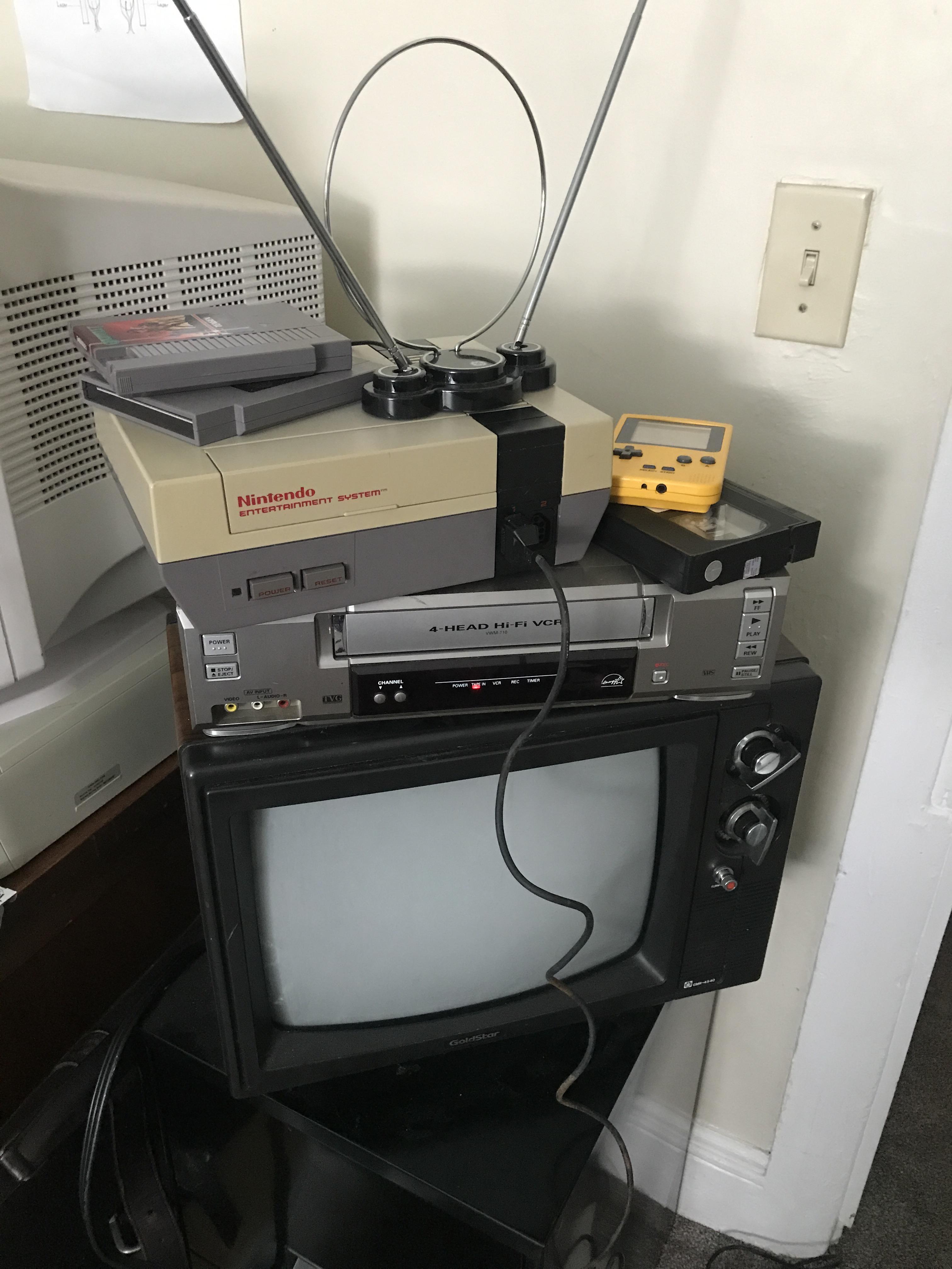 My bedroom TV r/retrobattlestations