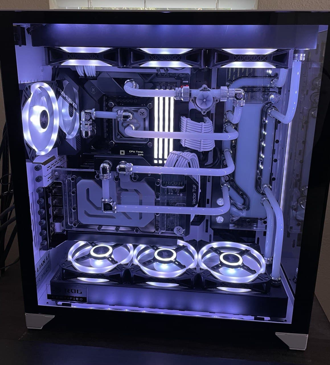 PC011 Dynamic XL Tuxedo r/watercooling