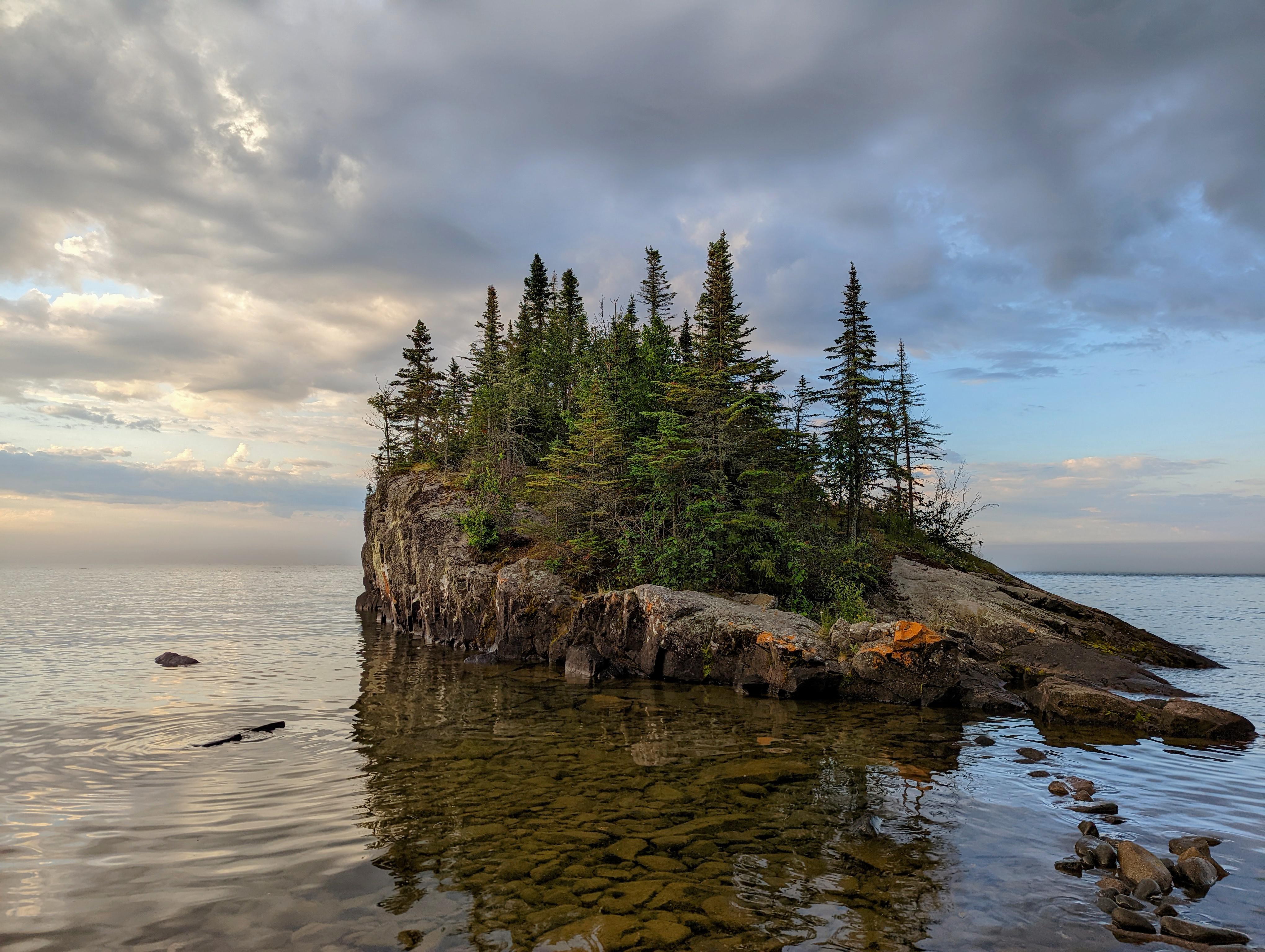 Lake Superior. Northern Minnesota. [OC] [4080x3072] r/EarthPorn