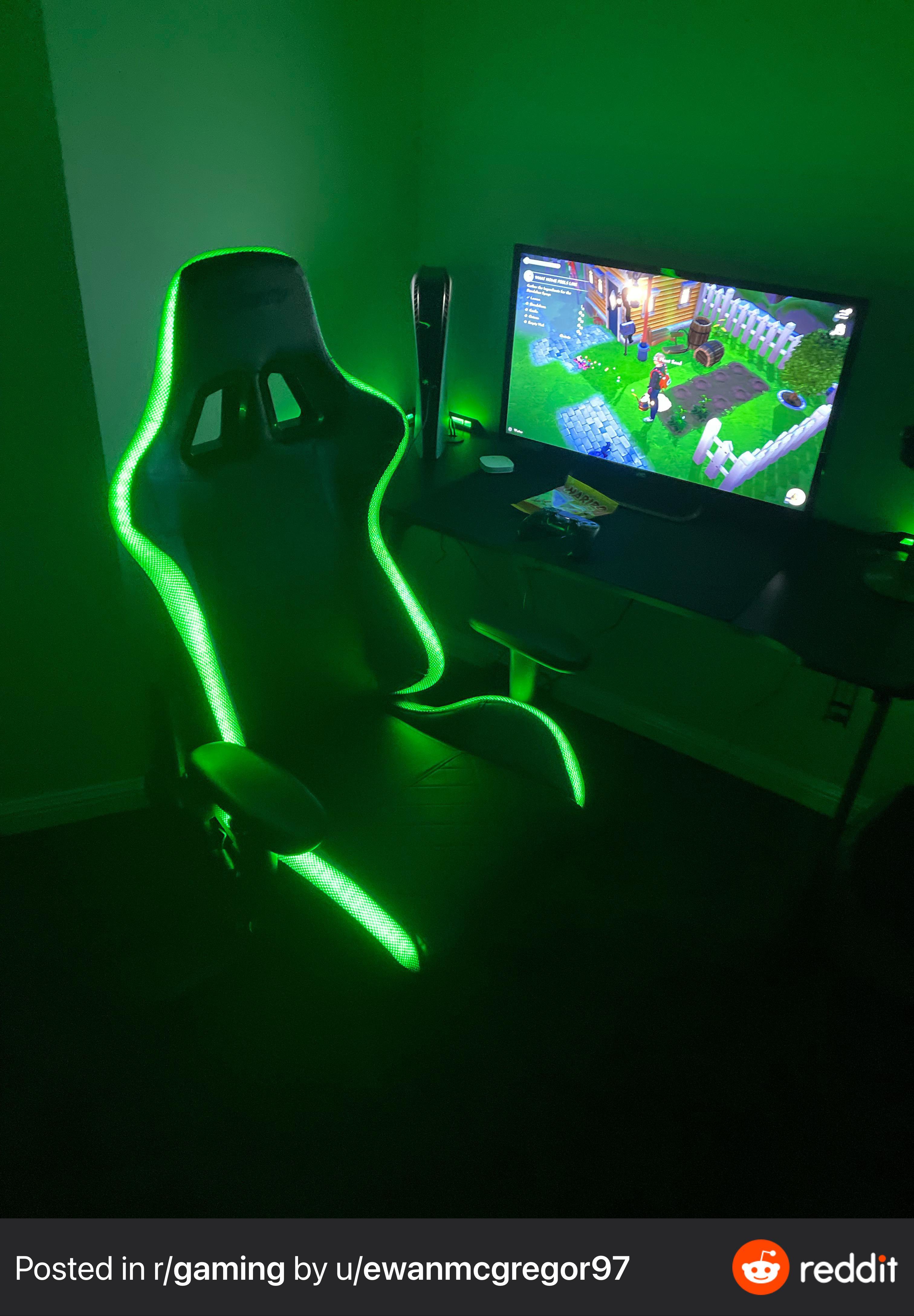 My gaming desk/chair changes colour. Does this mean I’m a pro now? r