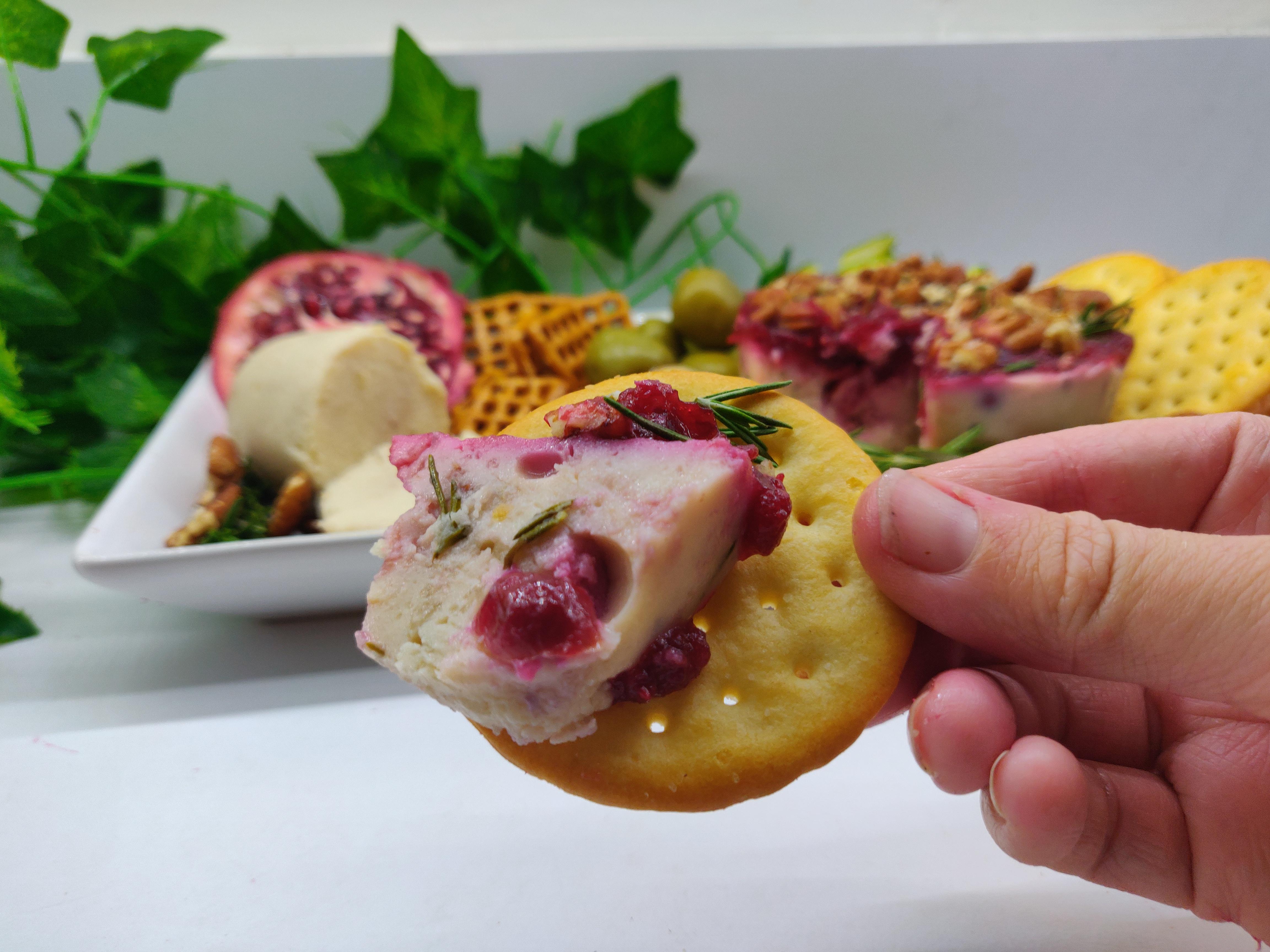 Vegan Baked Goat "Cheese" r/dairyfree