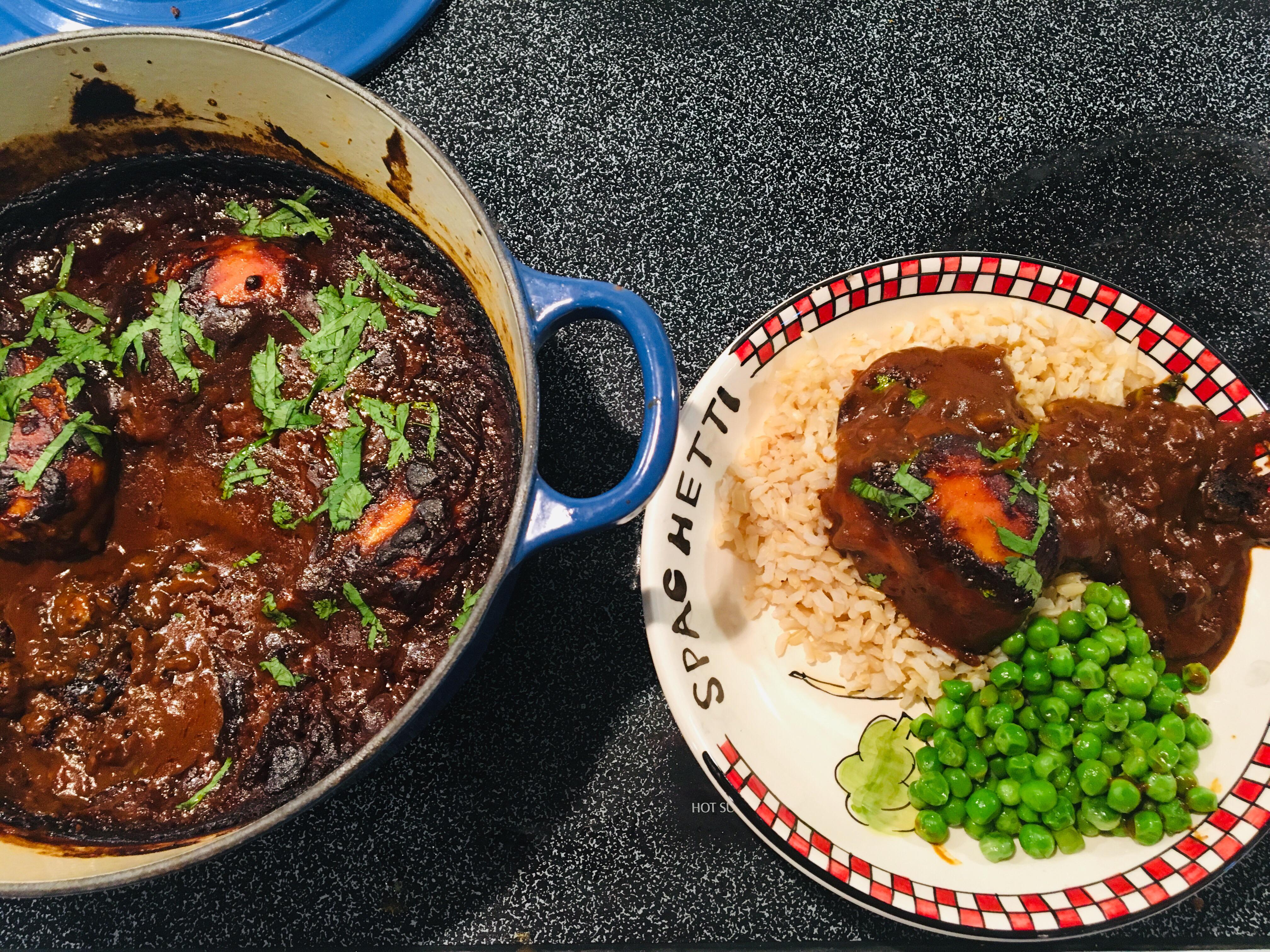 [Homemade] Dutch oven chicken mole r/food