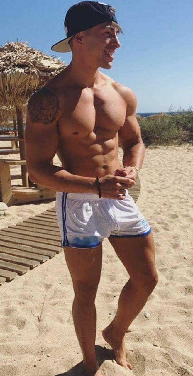 Just another day at the beach!😍 r/HotGuys