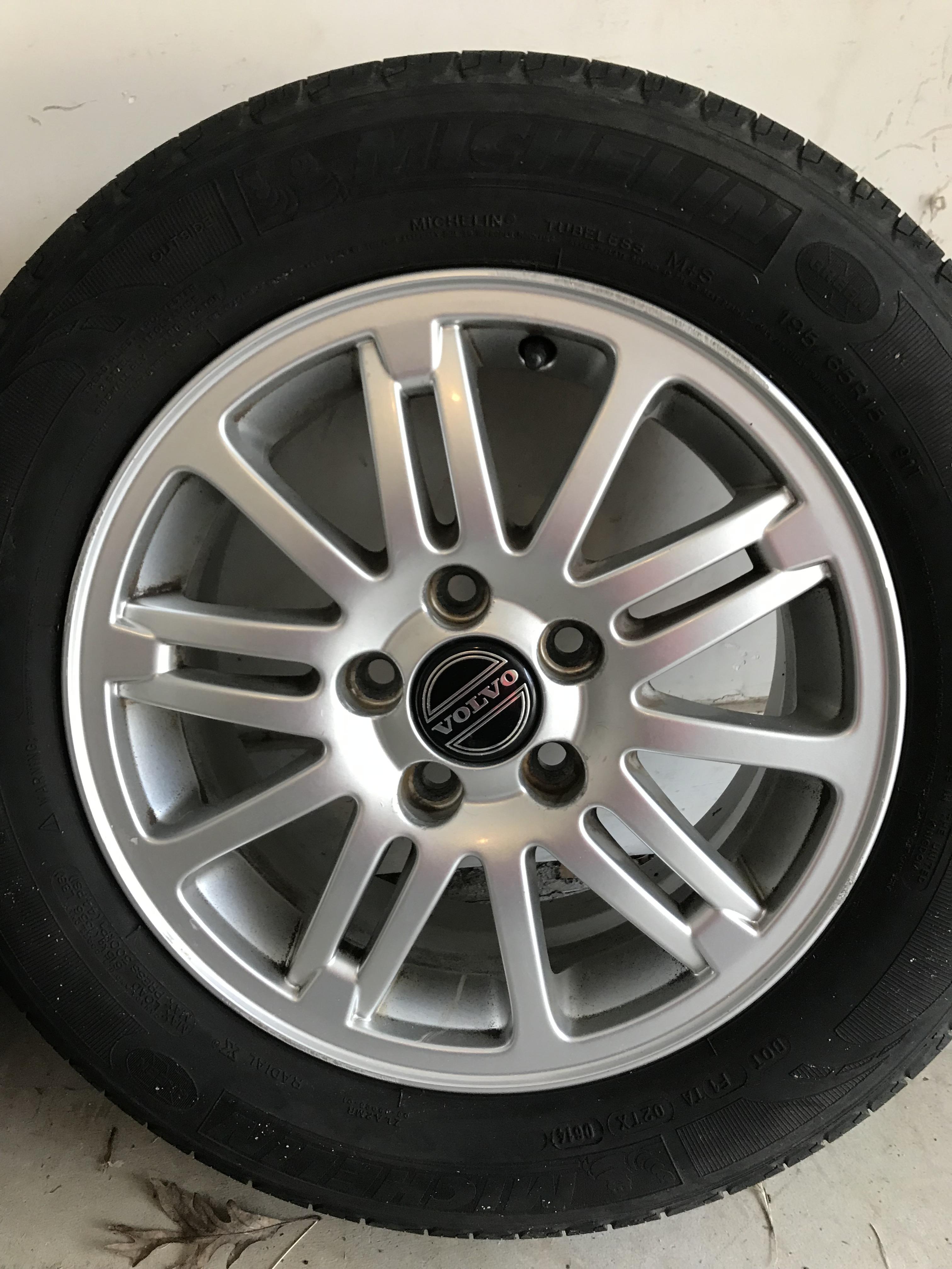 Cleaning up these wheels I found at the salvage yard so I can use them on my wagon r/Volvo