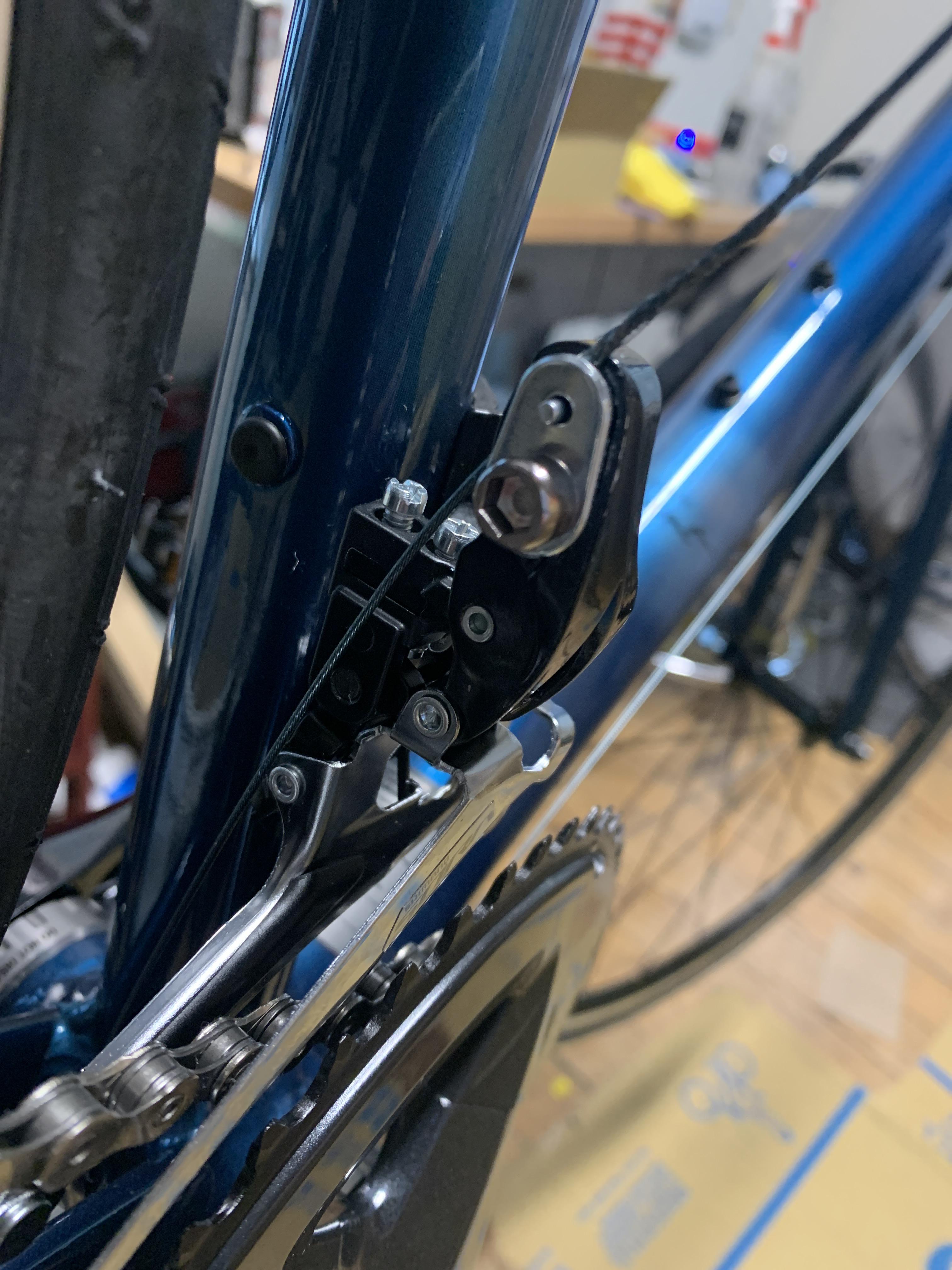Cable routing for this Sora feint derailleur? I’m getting it to shift