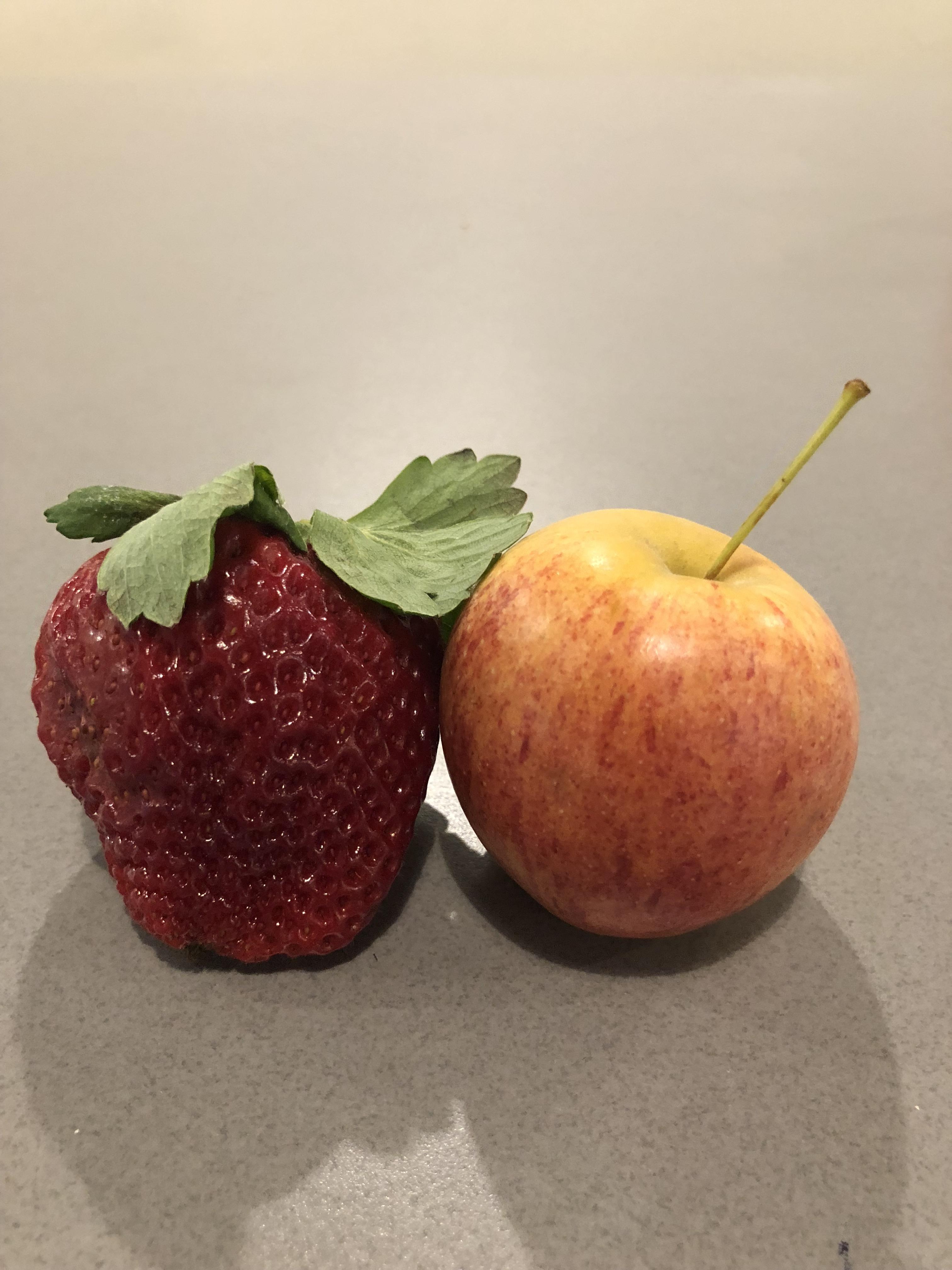 My strawberry was bigger than my apple today r/mildlyinteresting