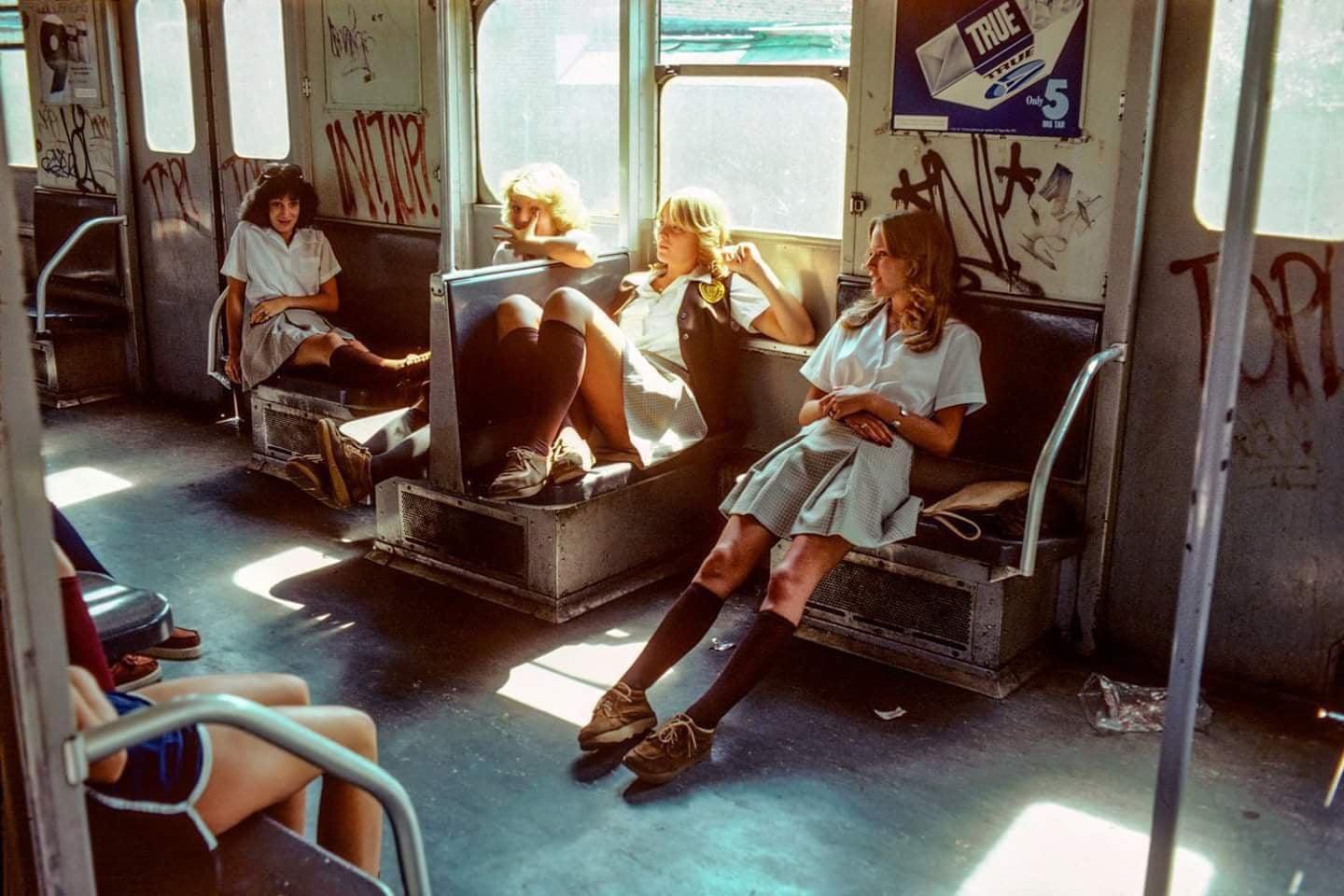On a train to Far Rockaway (1978) Photo by Willy Spiller. r/nyc