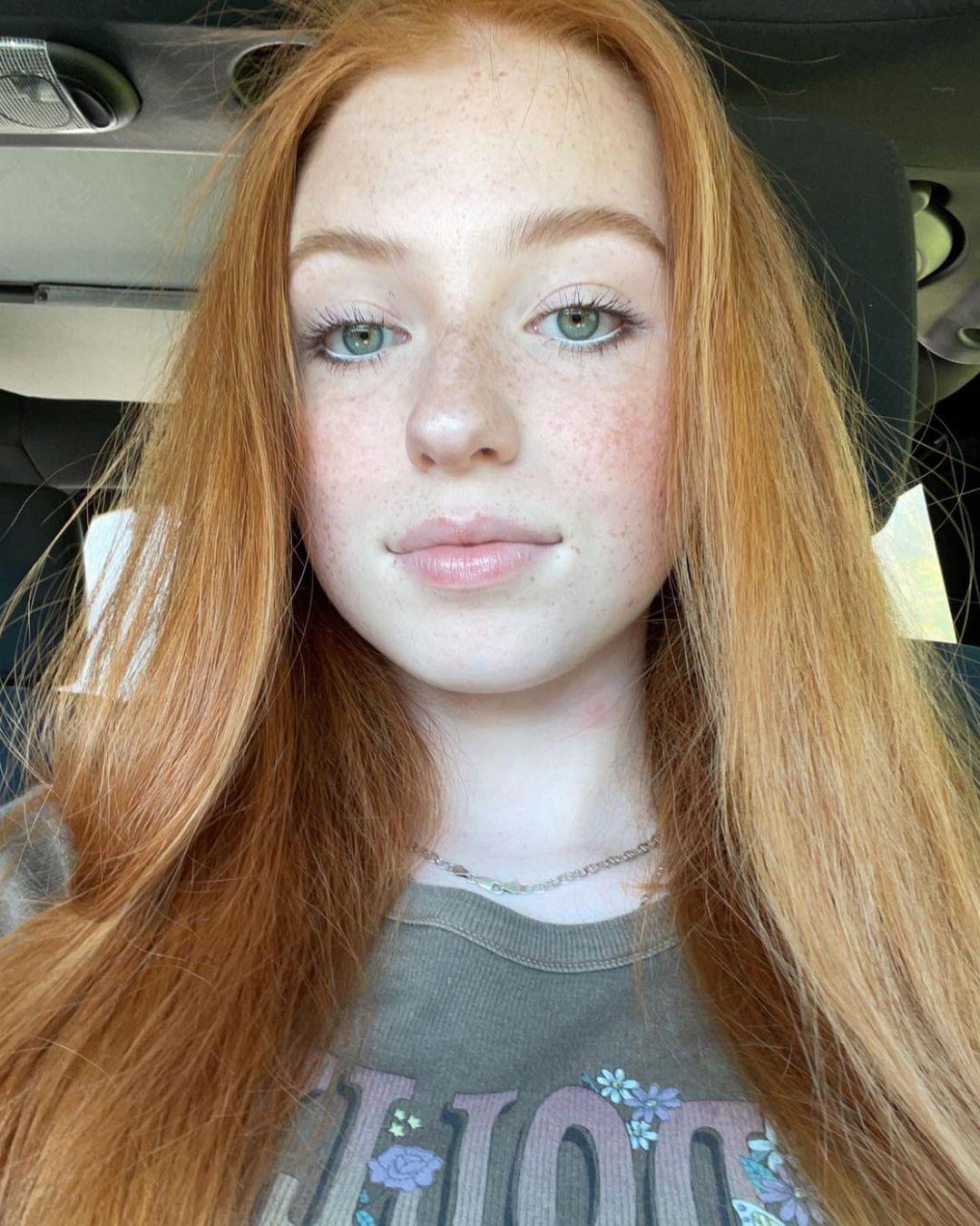 car selfie : SFWRedheads