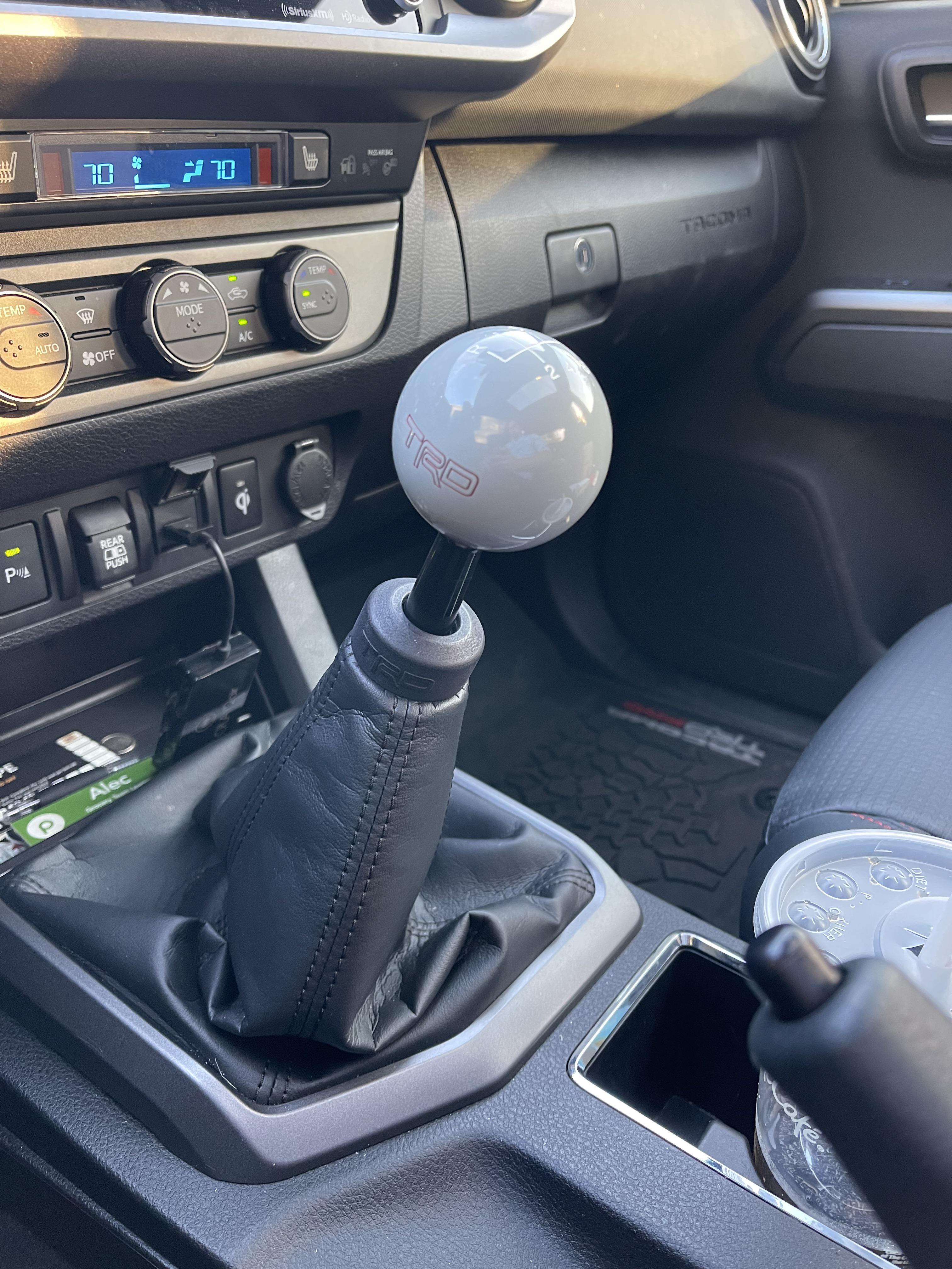 New shift knob to accent the URD short shifter