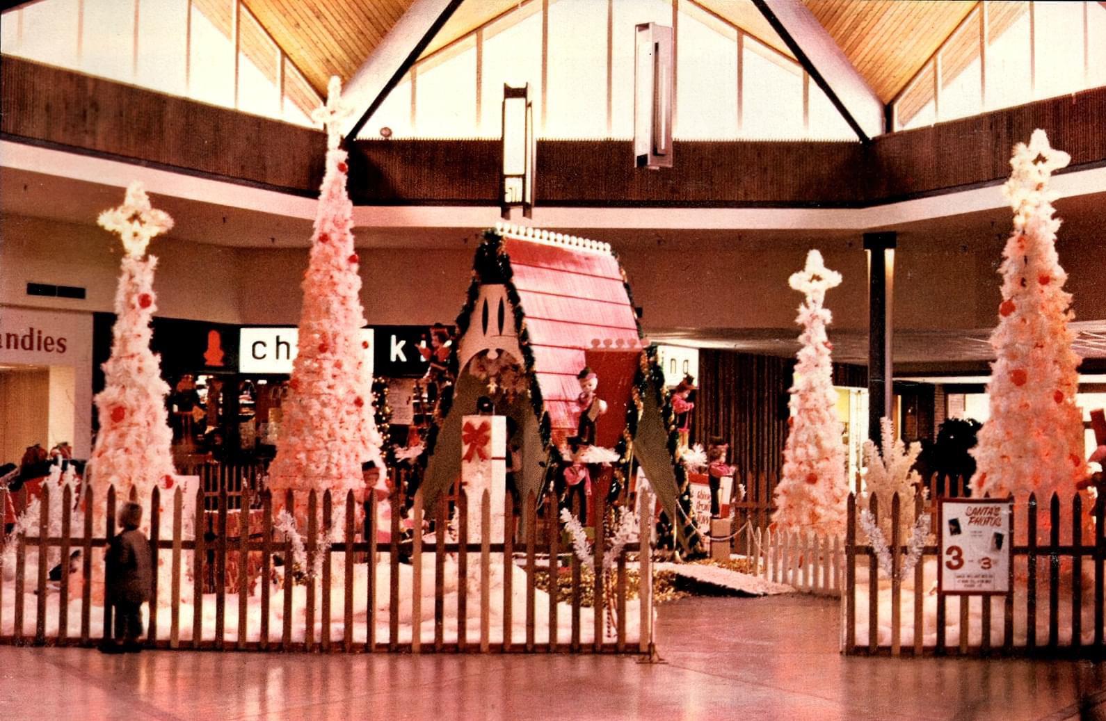 Southtown Mall, Fort Wayne, IN, circa 1972 General Plastics Corp. photo