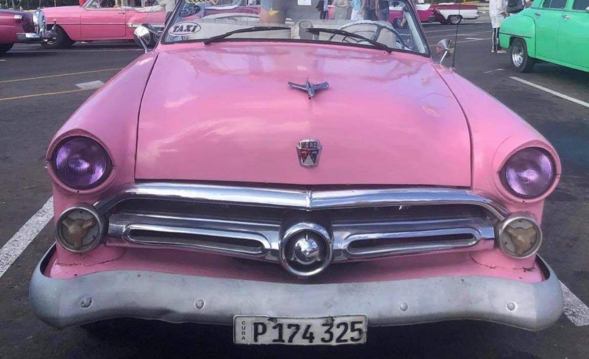 This Ford, spotted in Havana r/namethatcar