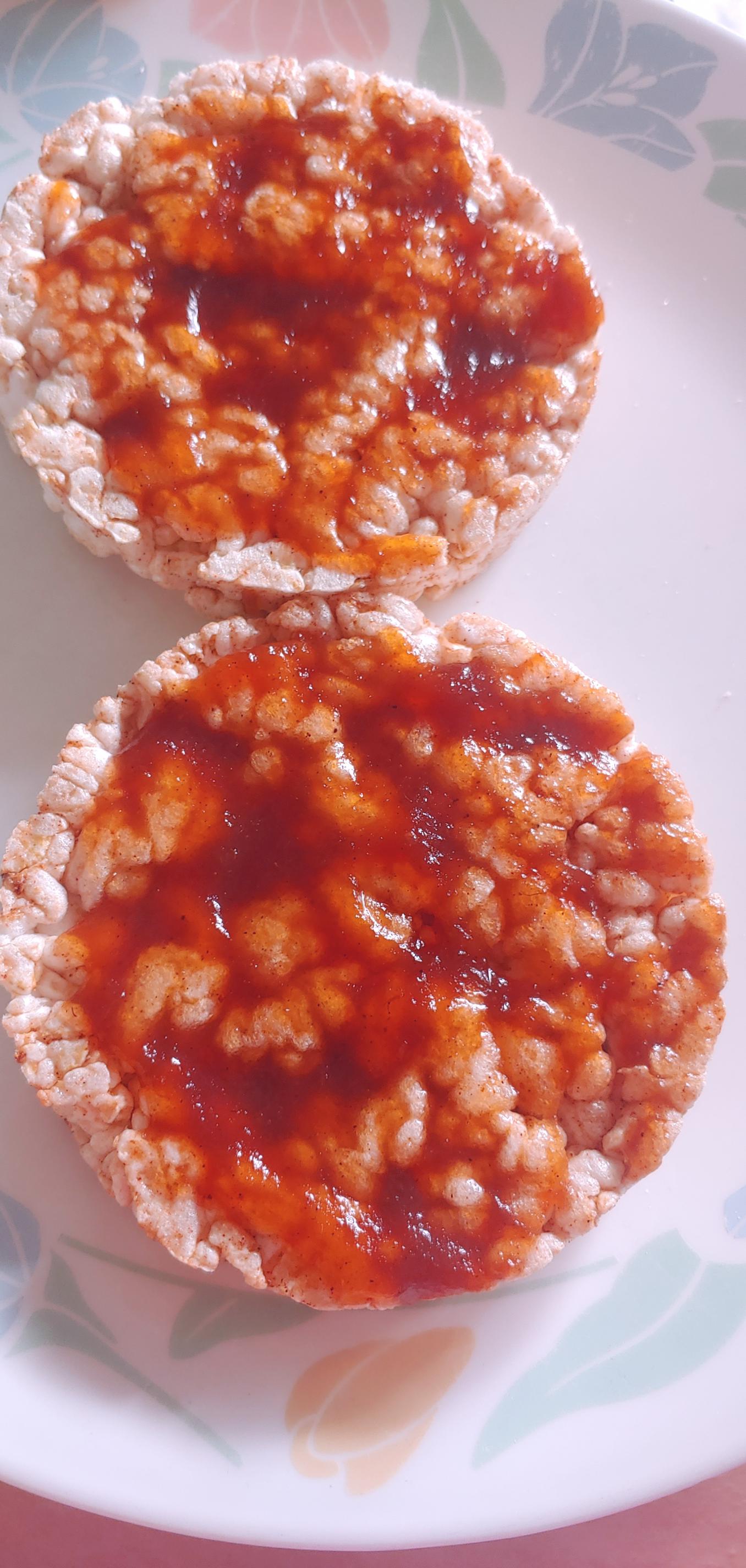 Simple fall inspired snack. Quaker Apple Cinnamon rice cakes and 1 tbsp Apple Butter (divided
