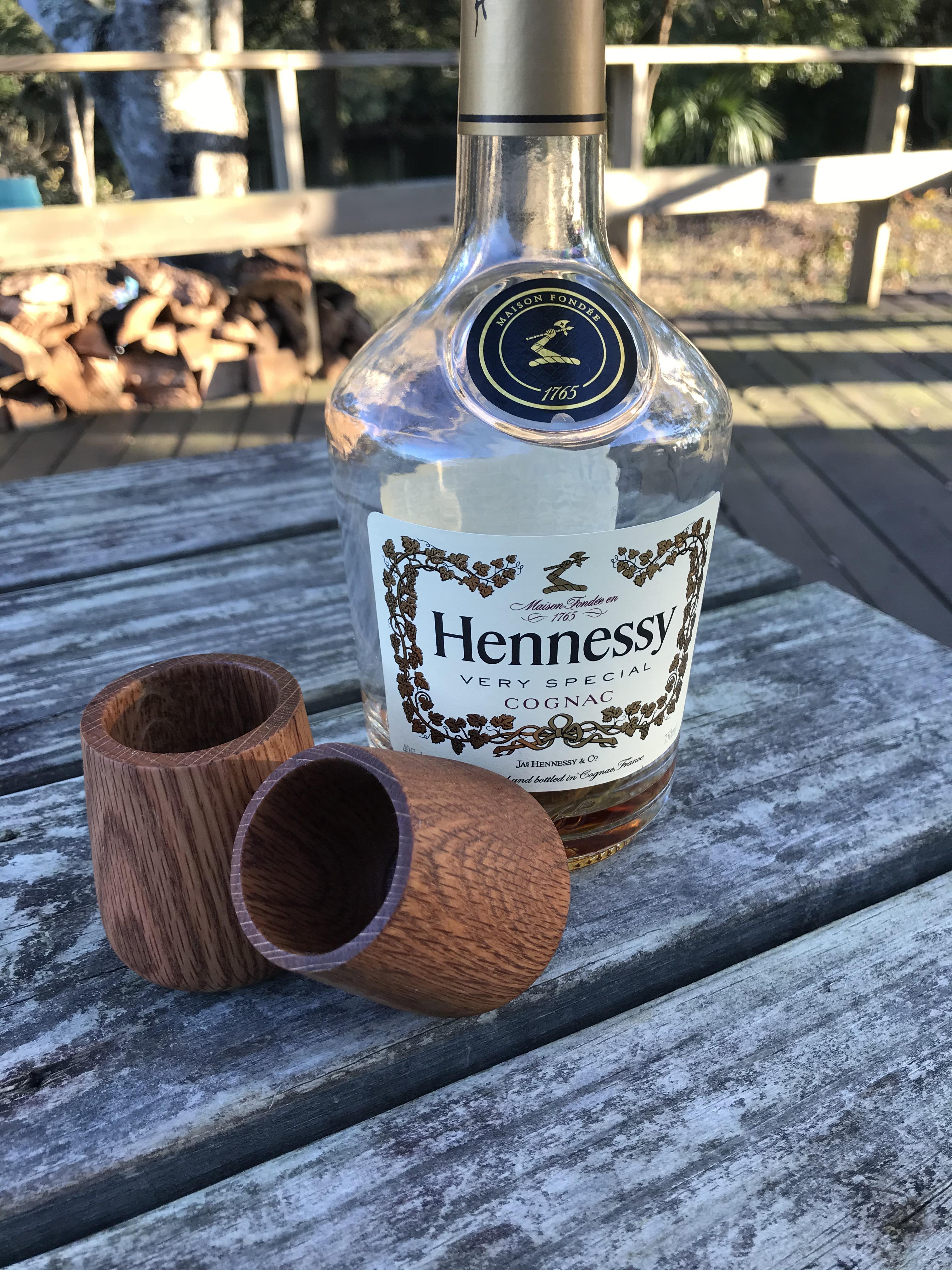Handmade oak shot glasses r/woodworking