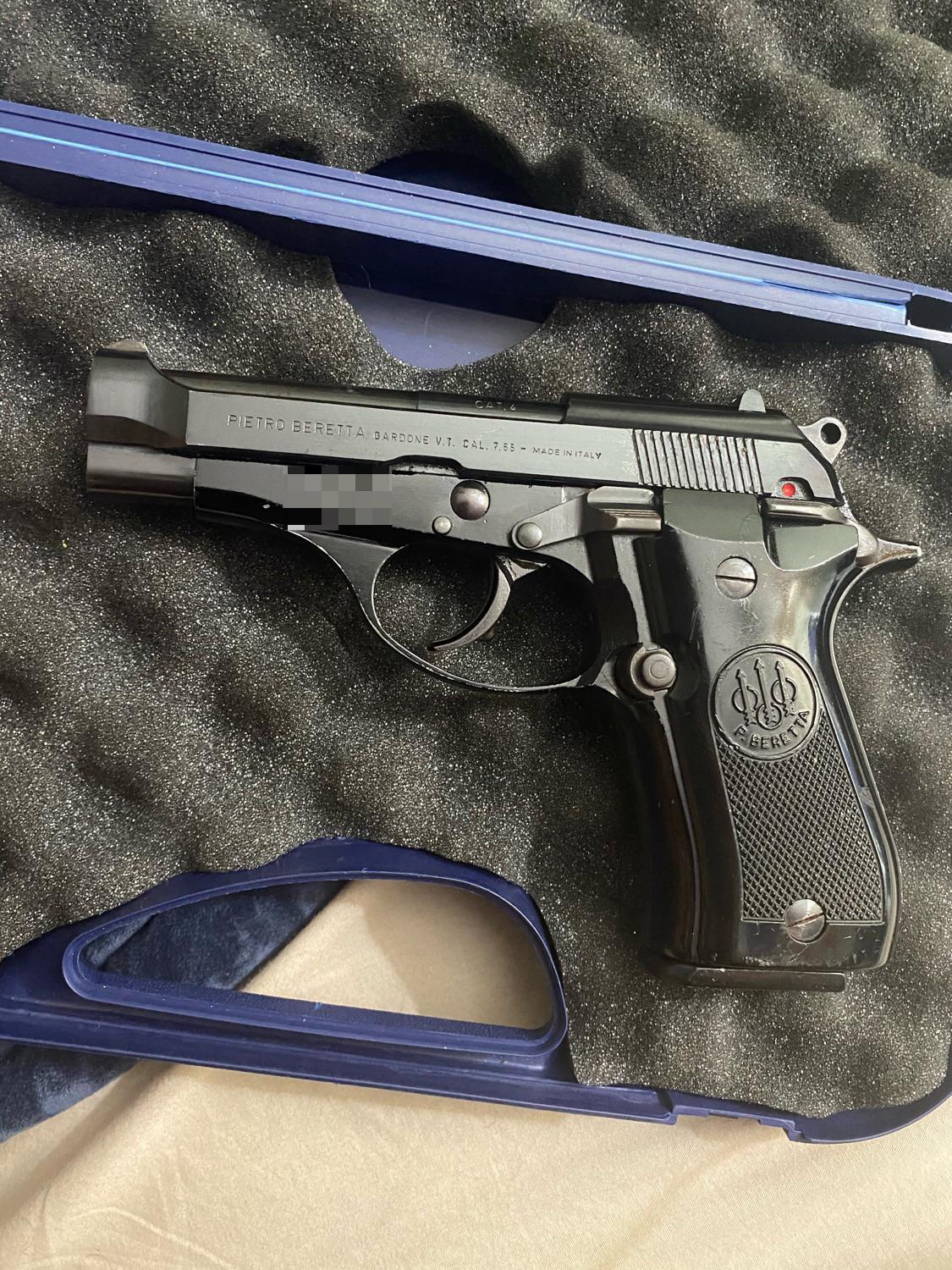 Beretta 81 7 65 Browning R Beretta