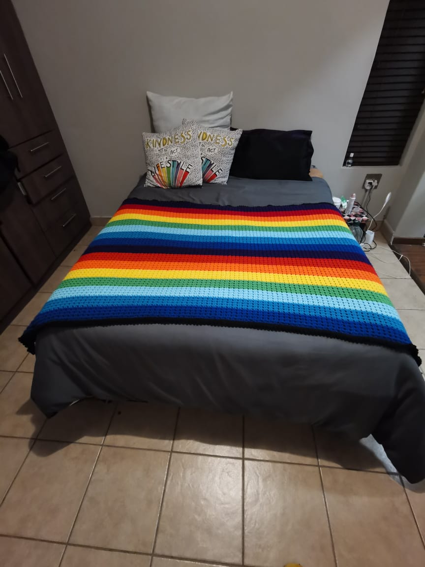 Waffle blanket for one of my besties. Love how it turned out. r/Brochet