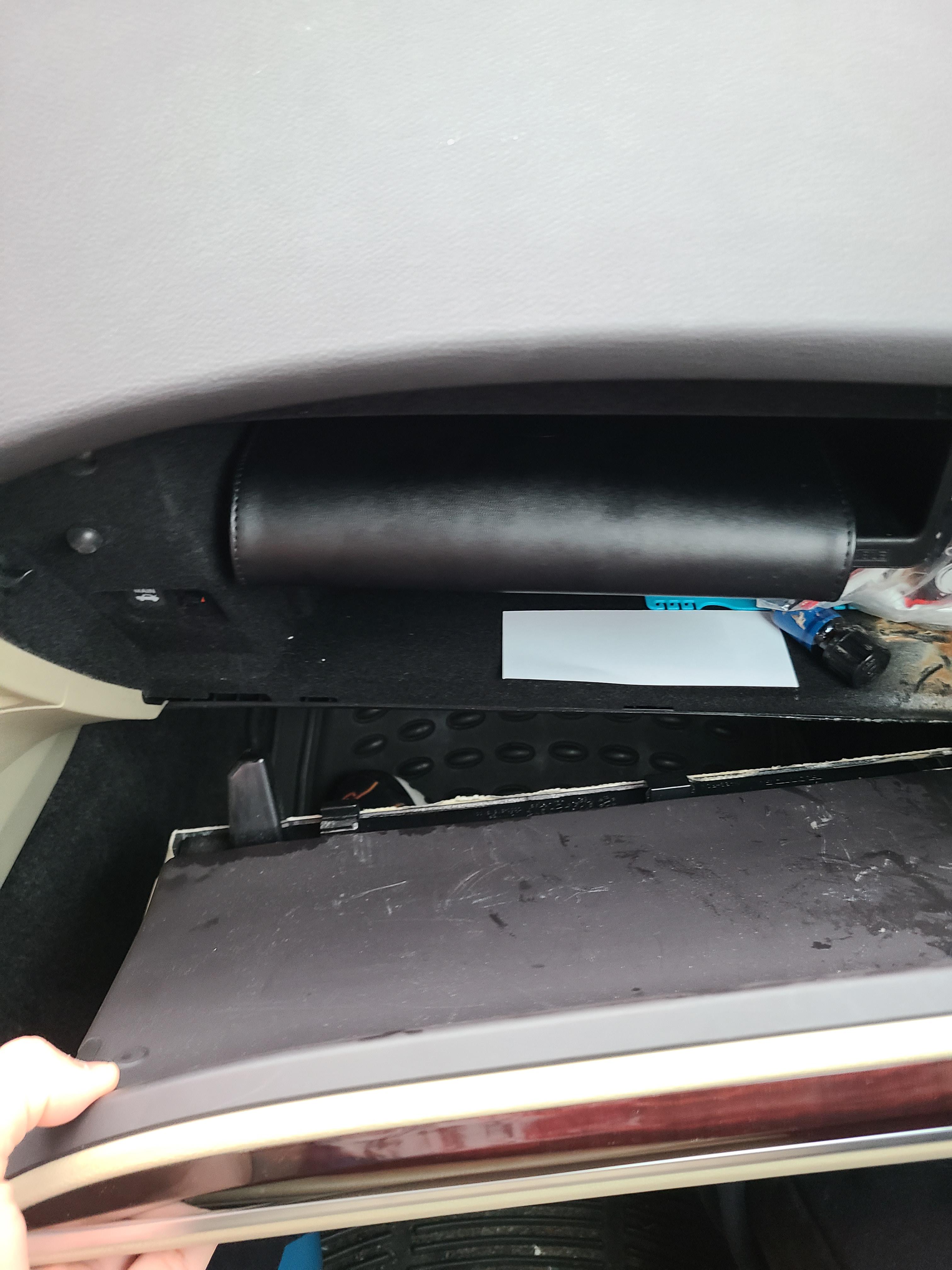 Acura TLX 2015 glove box cover broken(How to fix it?) r/MechanicAdvice