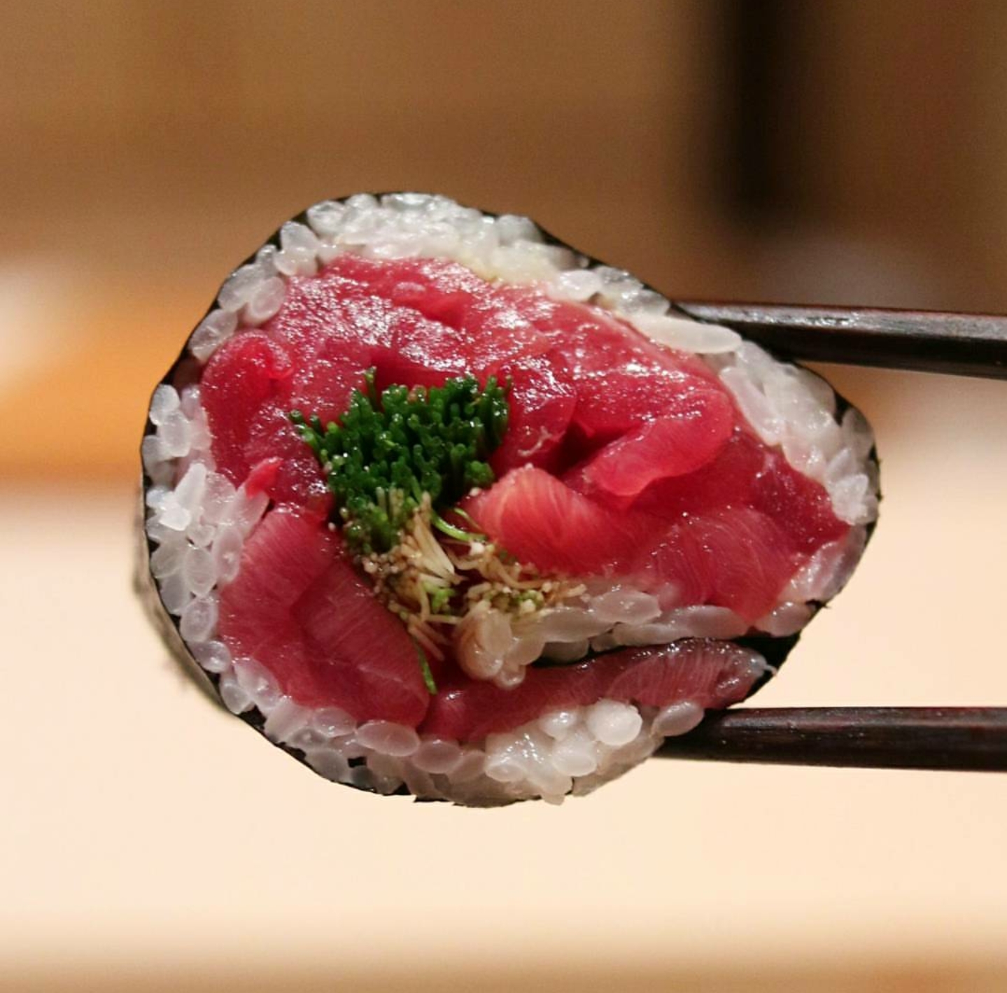 Tuna Futomaki Goodness 📸 chuchu1216 sushi