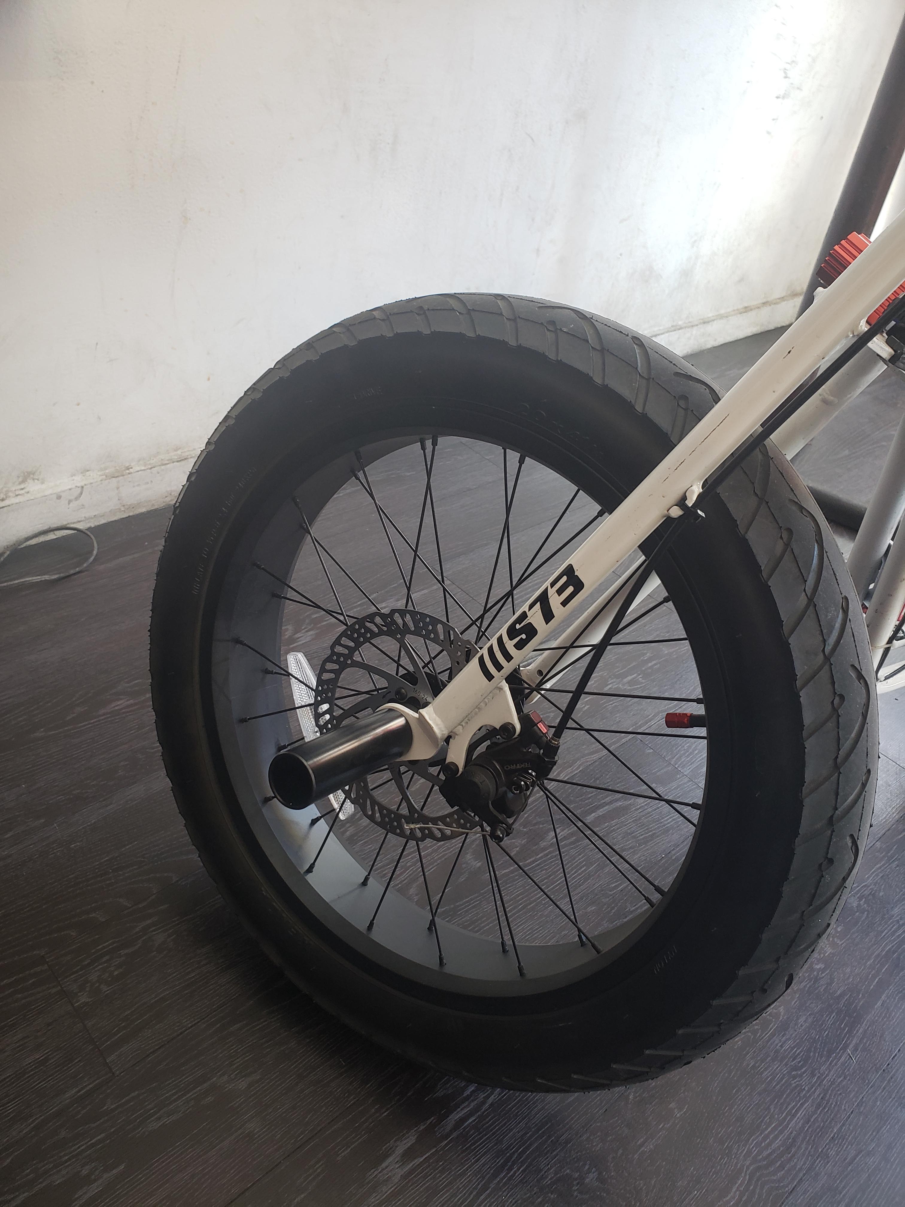 I just threw some BMX pegs on the front and of the Z1. Anyone know pegs