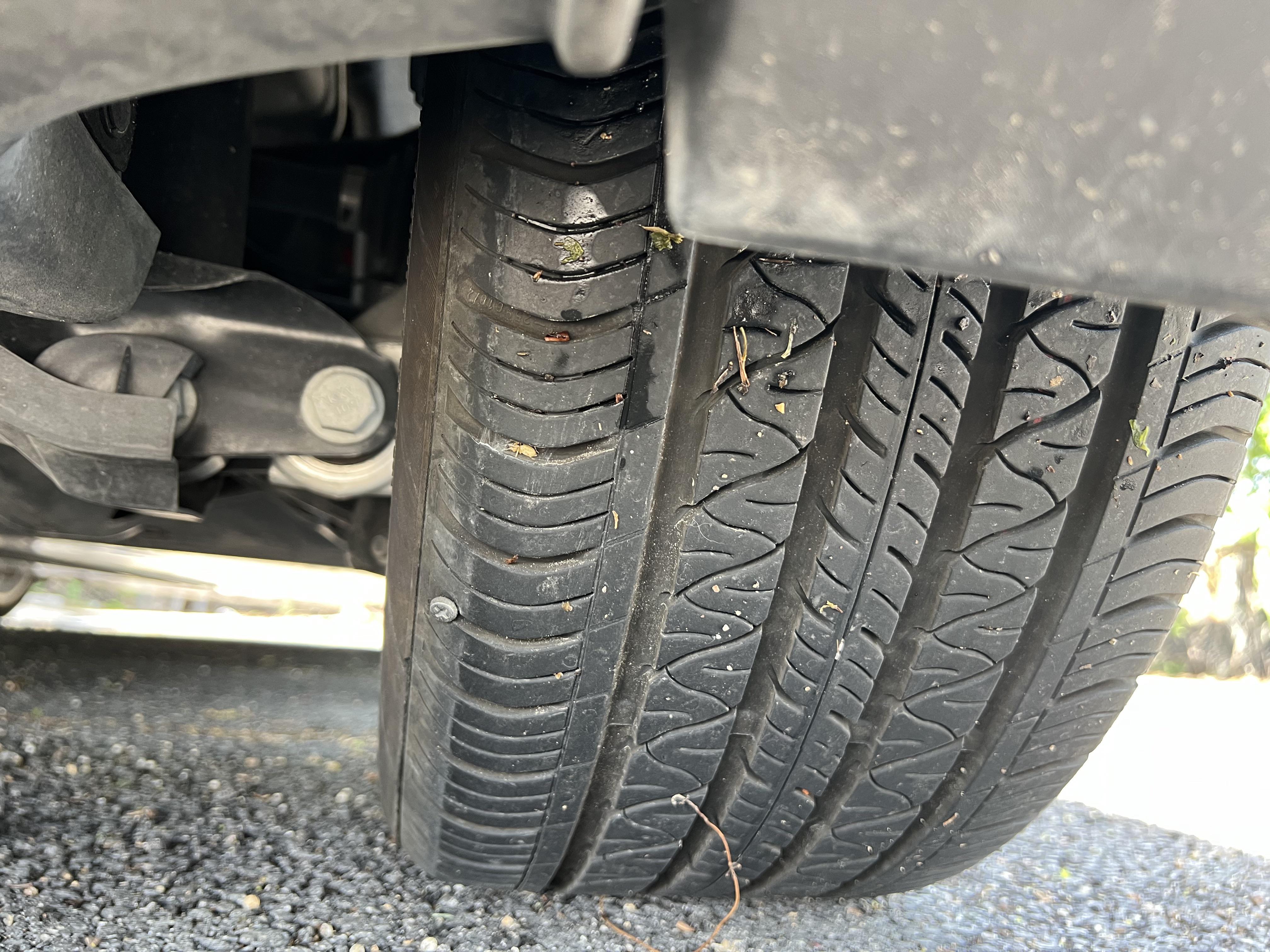 Screw in tire, can it be repaired or does it need to be replaced? r