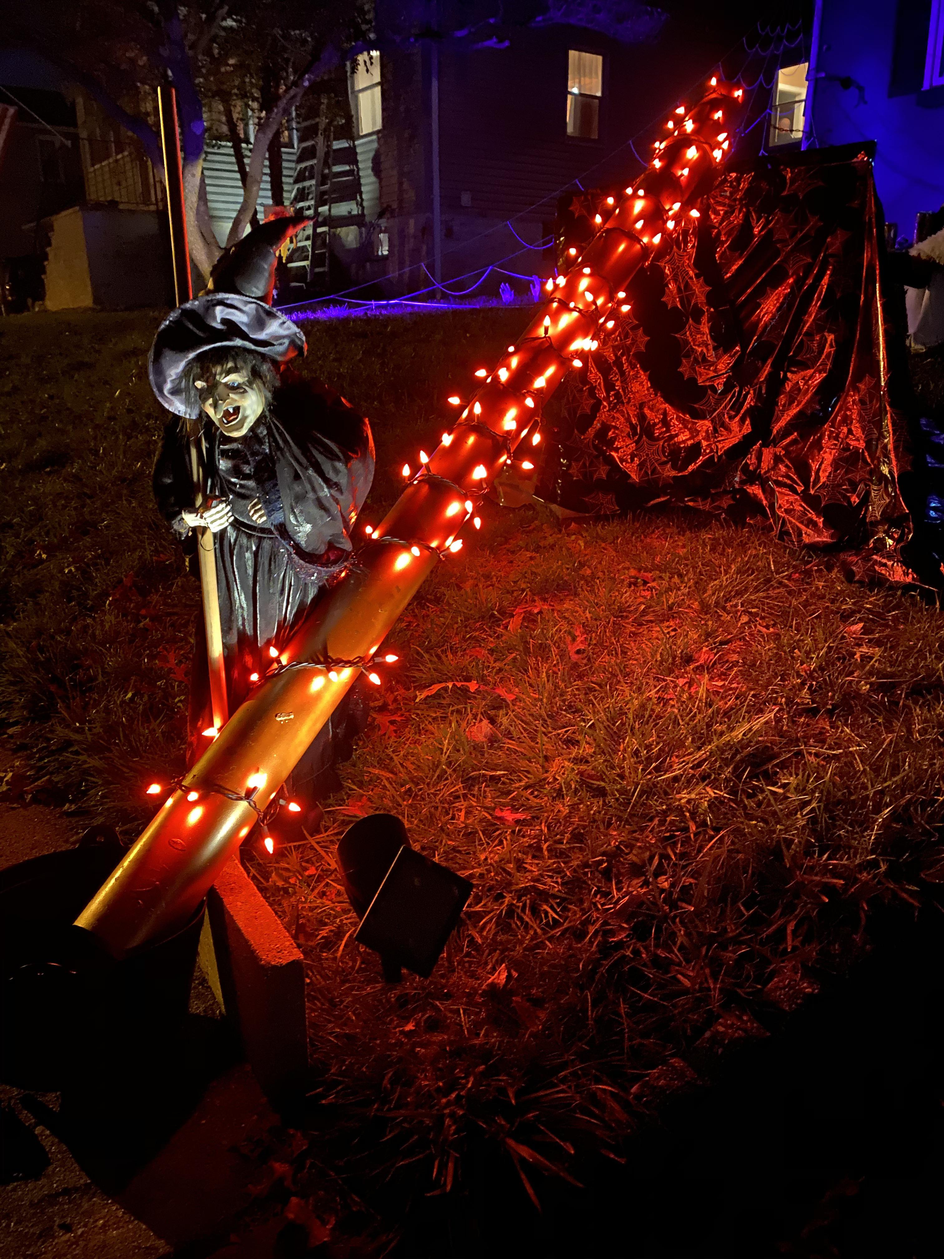 Lit up trick or treat chute r/halloween