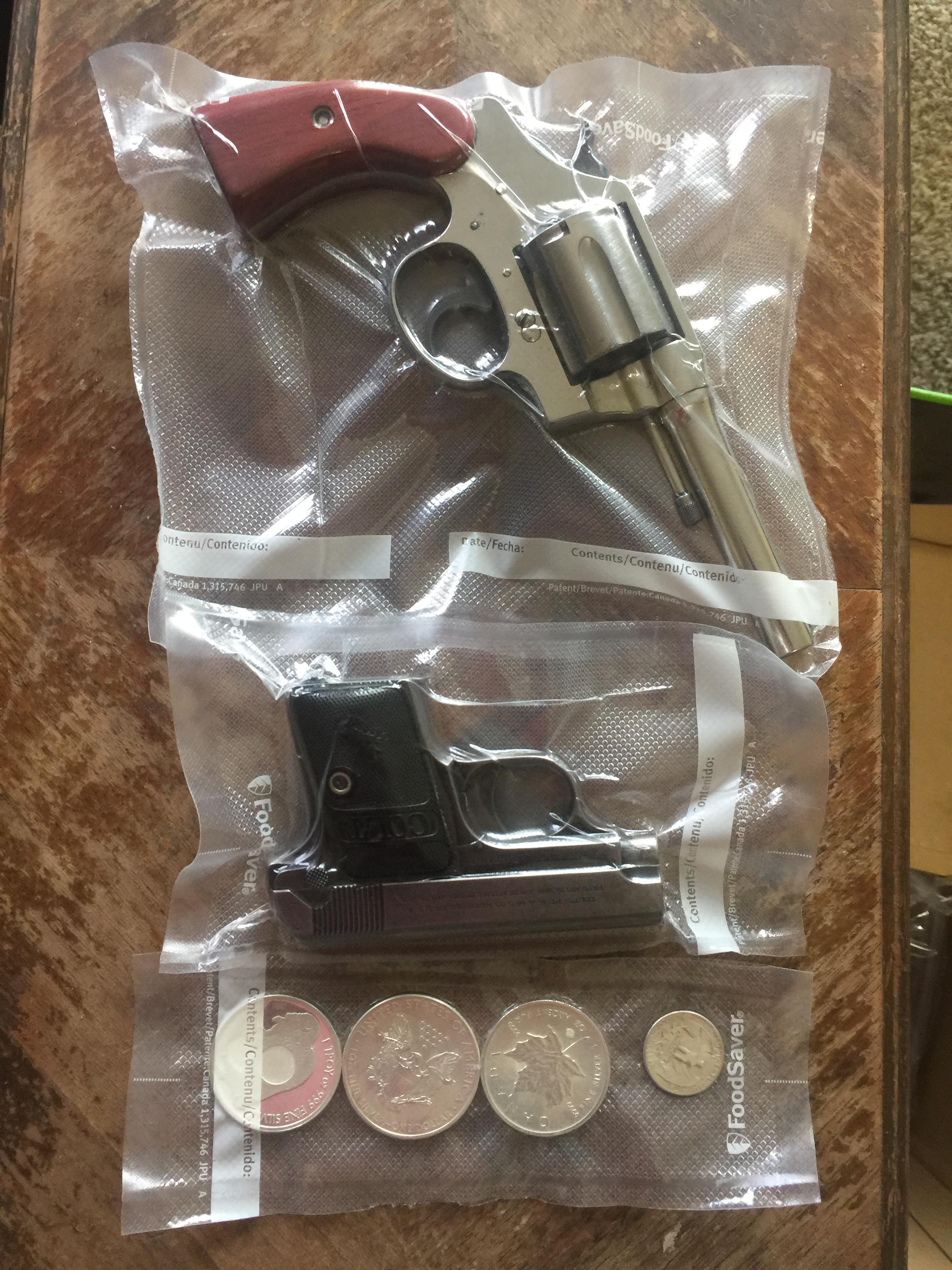 I was given a vacuum sealer so i cleaned and oiled and sealed up my