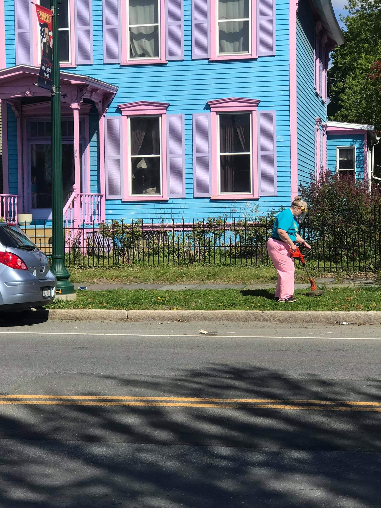 You gotta match the crib r/pics